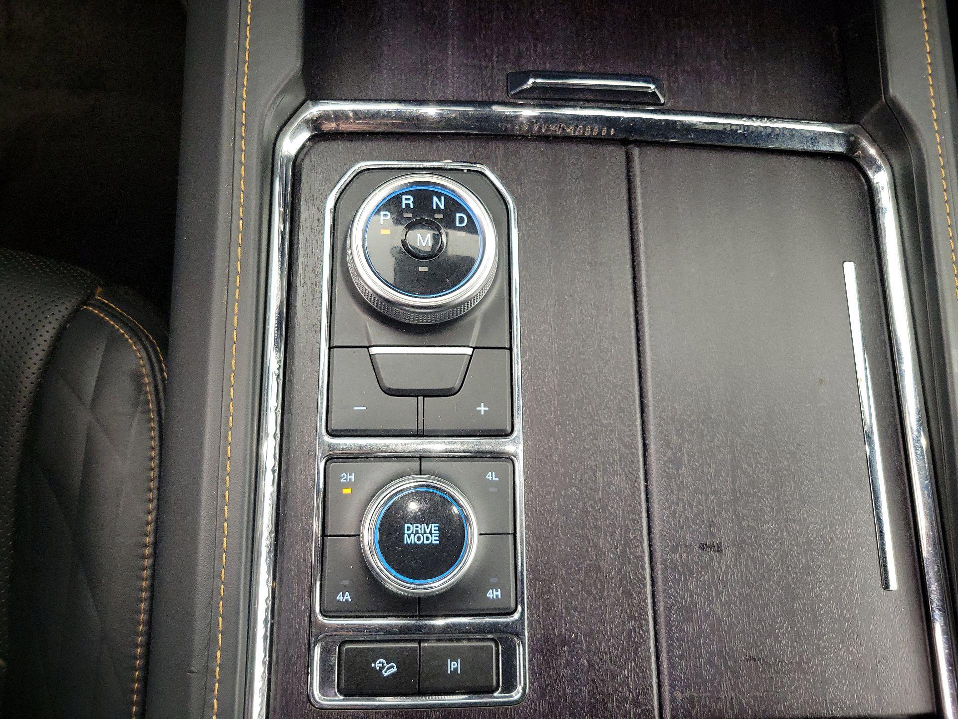 Thumbnail: 2022 Ford Expedition MAX - 18