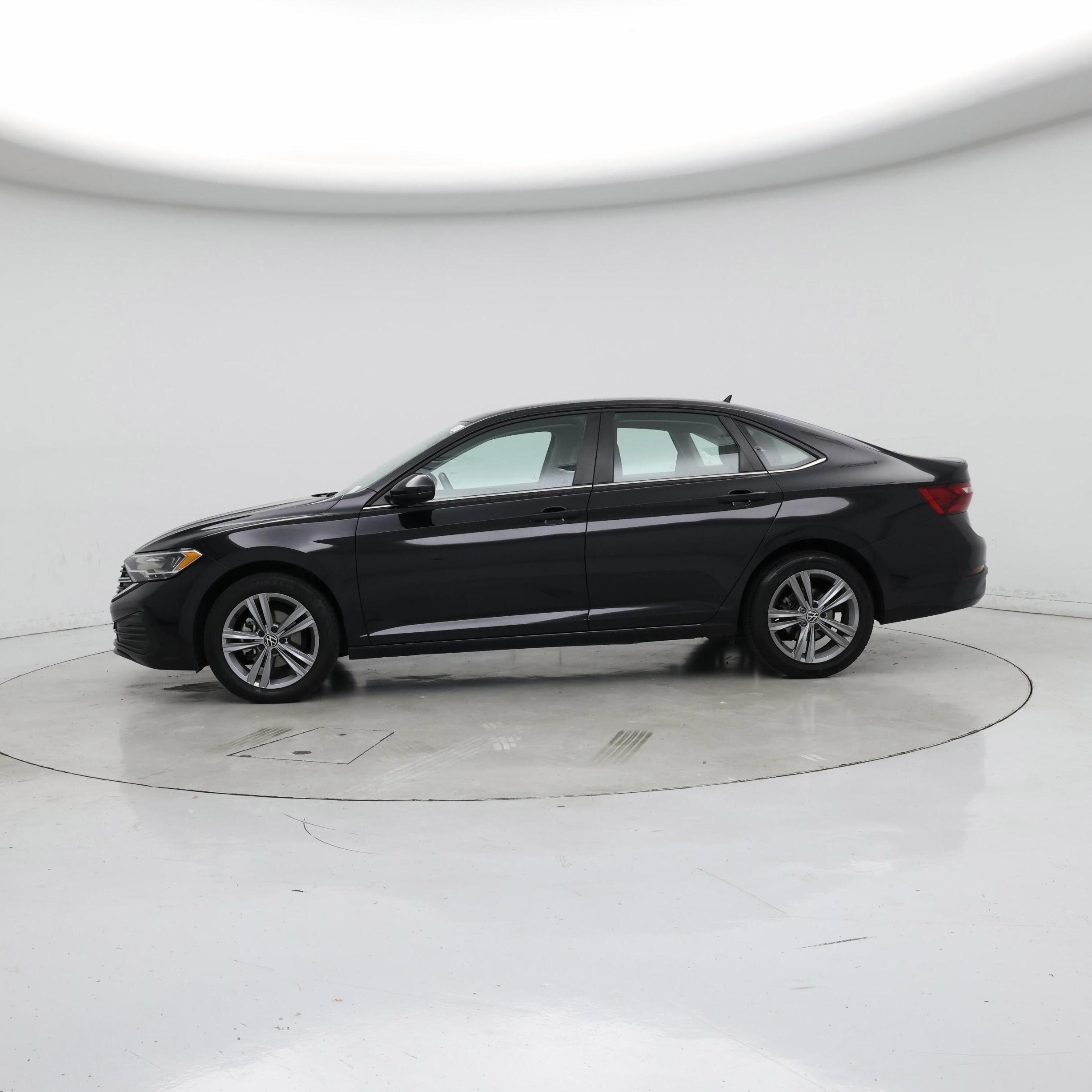 Thumbnail: 2024 Volkswagen Jetta - 3