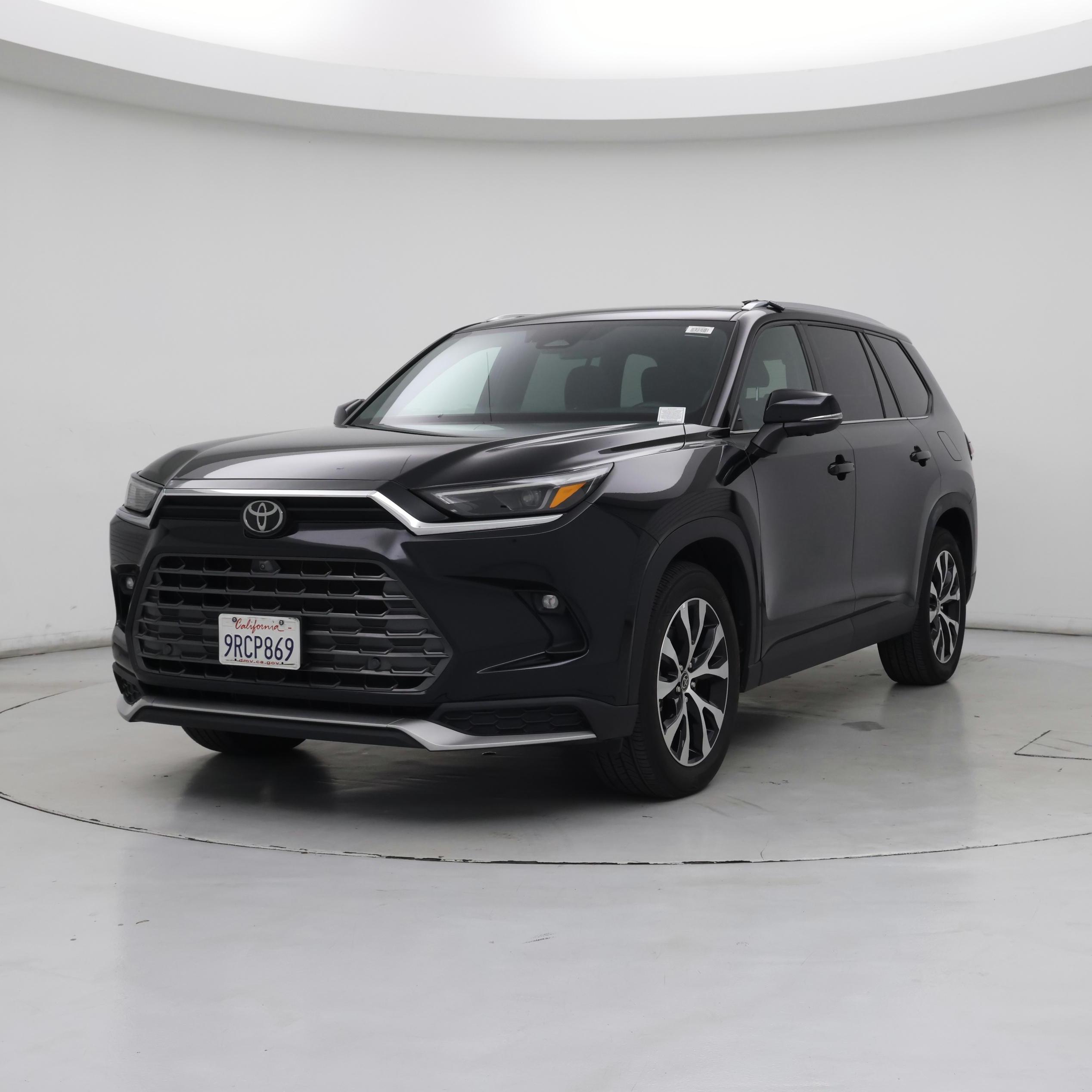Thumbnail: 2024 Toyota Highlander - 4