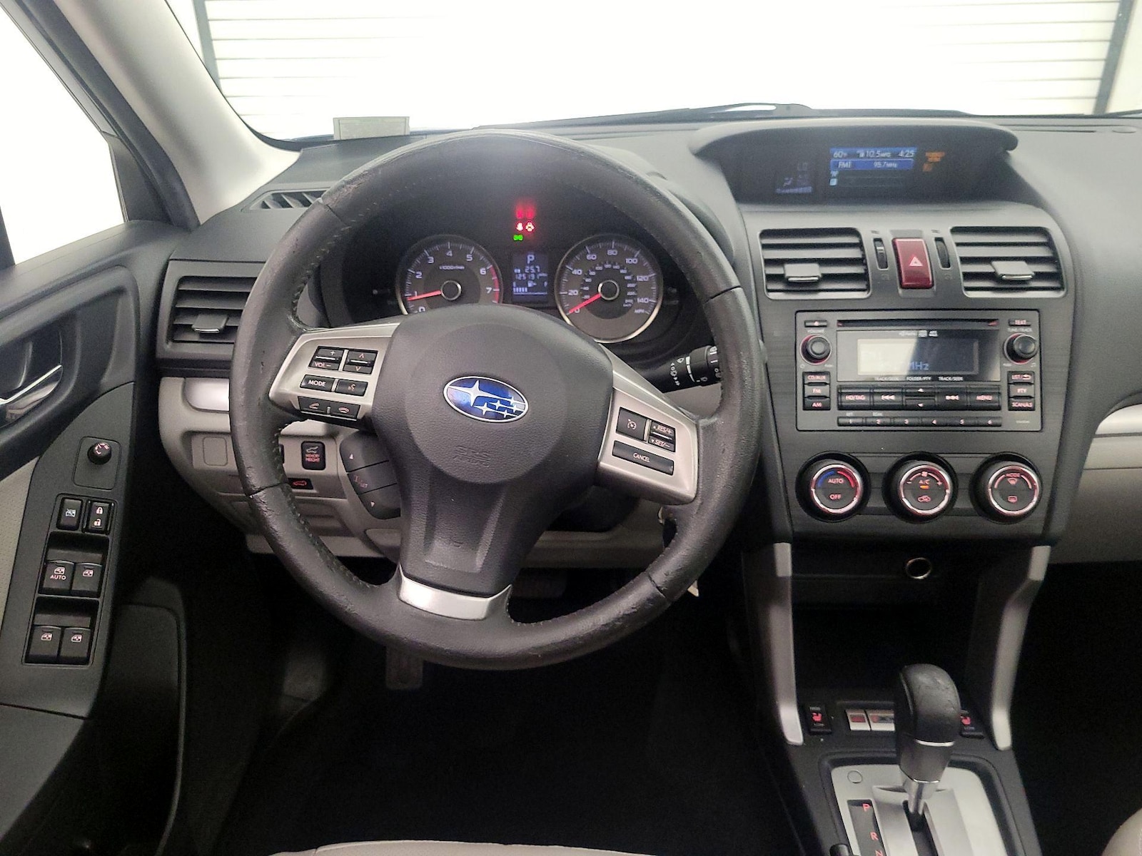 2015 Subaru Forester i Limited - Photo 11