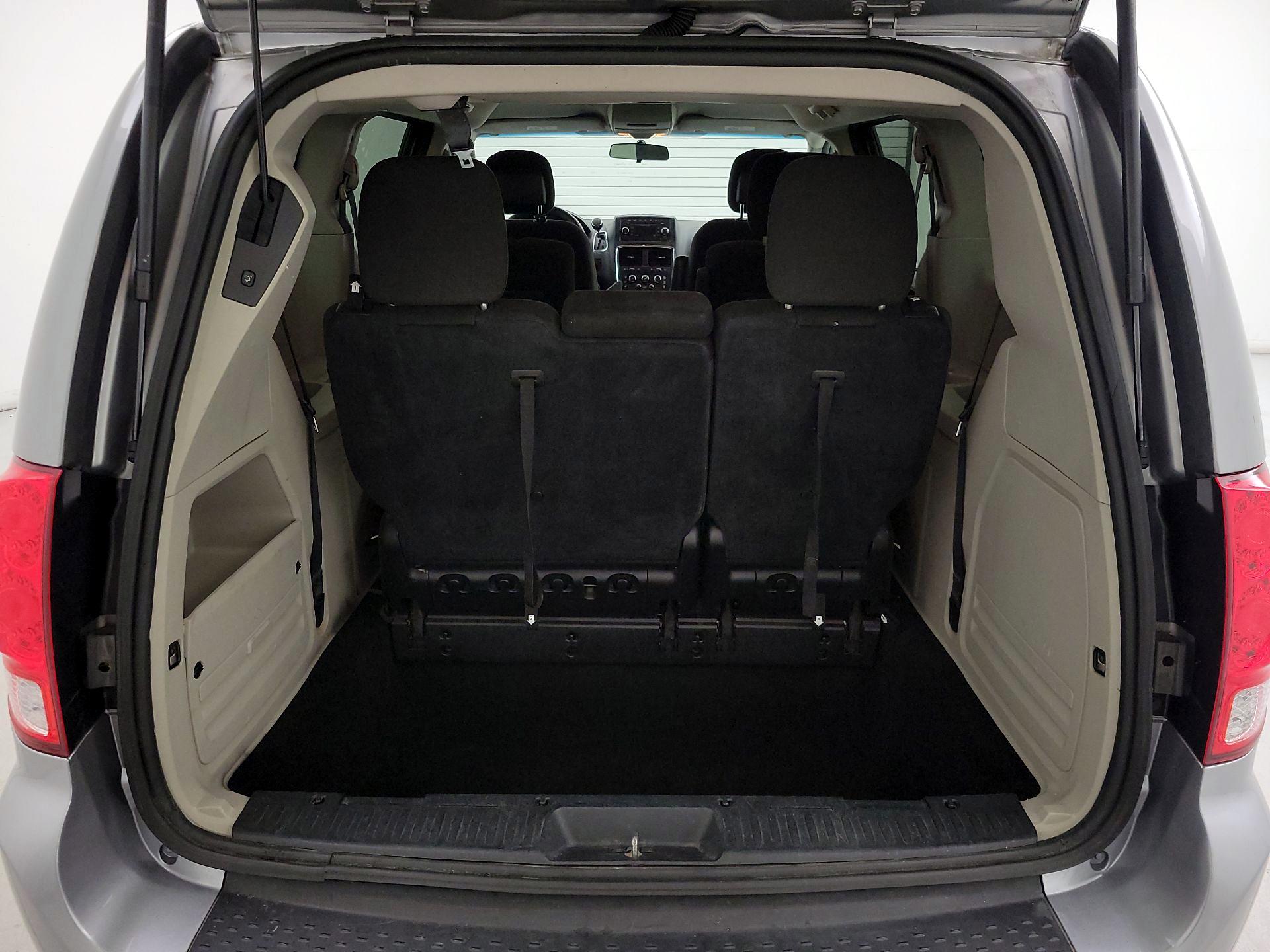 Thumbnail: 2016 Dodge Grand Caravan - 20