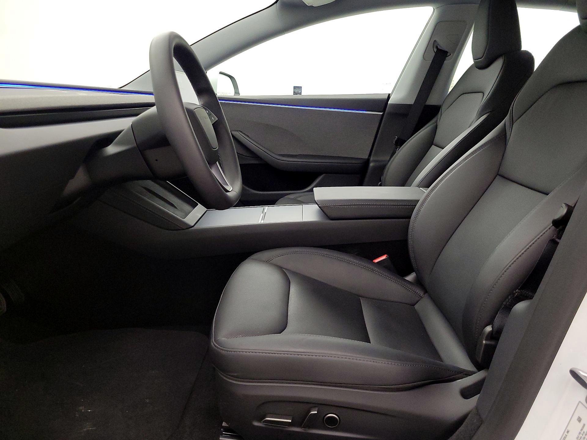 Thumbnail: 2025 Tesla Model 3 - 11
