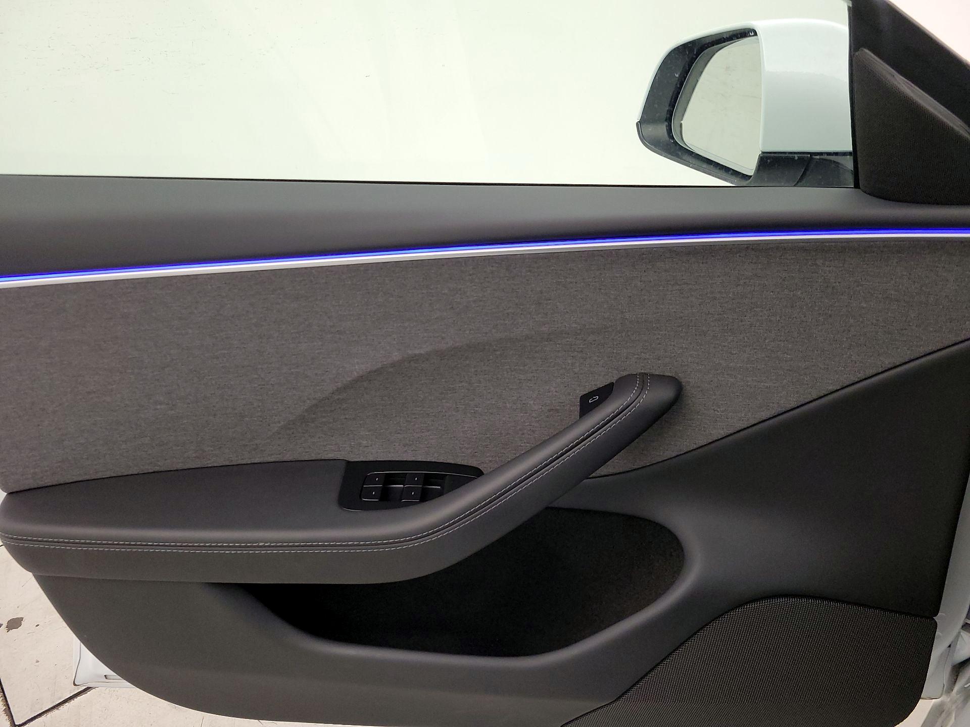 Thumbnail: 2025 Tesla Model 3 - 12