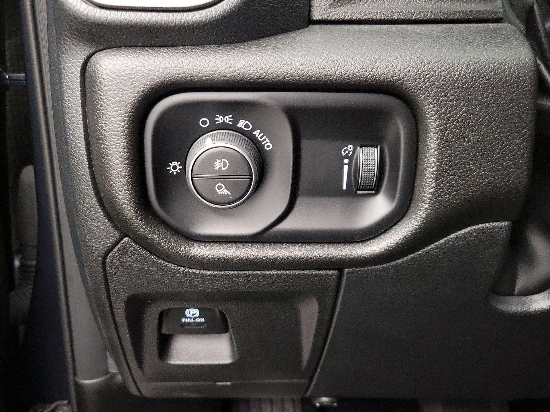 Thumbnail: 2025 RAM 1500 - 13