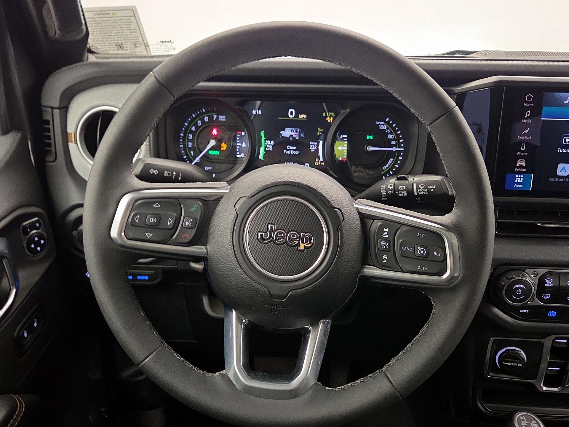Thumbnail: 2025 Jeep Wrangler - 10
