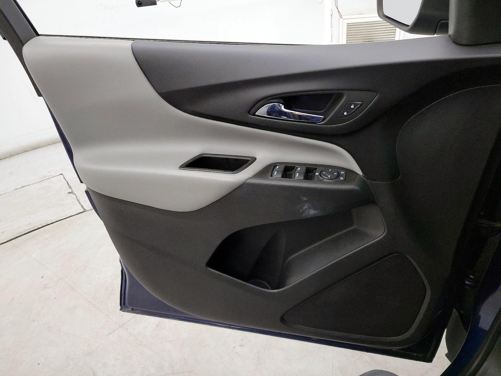 2022 Chevrolet Equinox LT - Photo 13