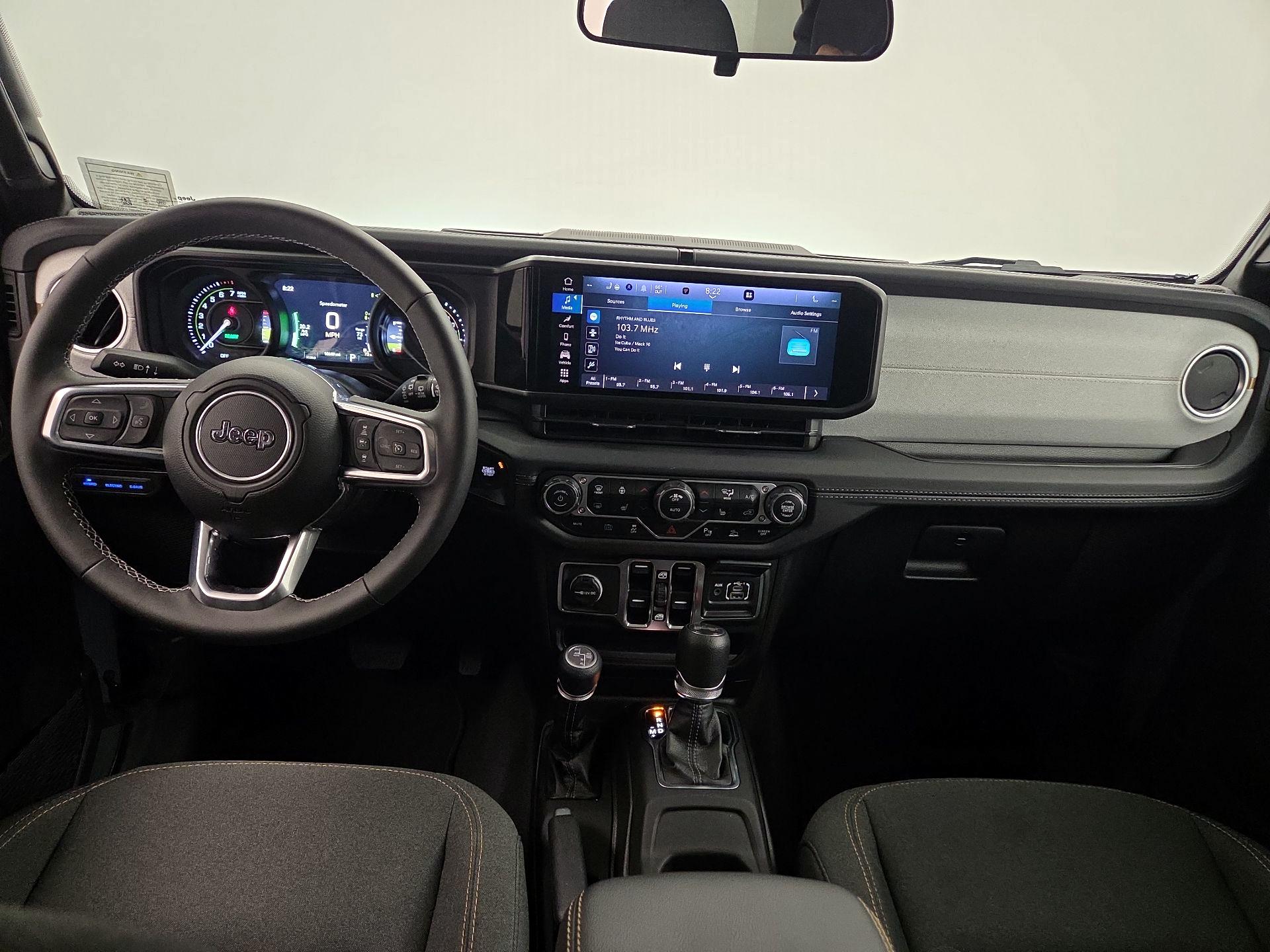 Thumbnail: 2025 Jeep Wrangler - 9