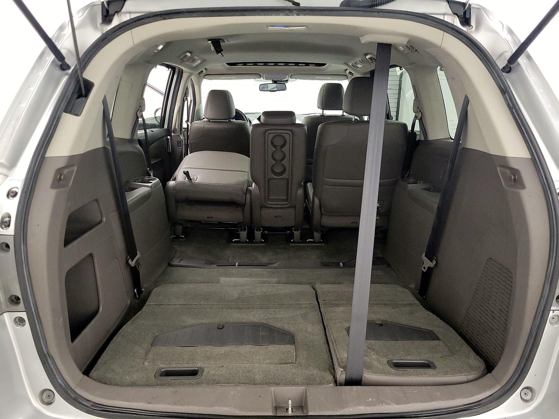 Thumbnail: 2015 Honda Odyssey - 18
