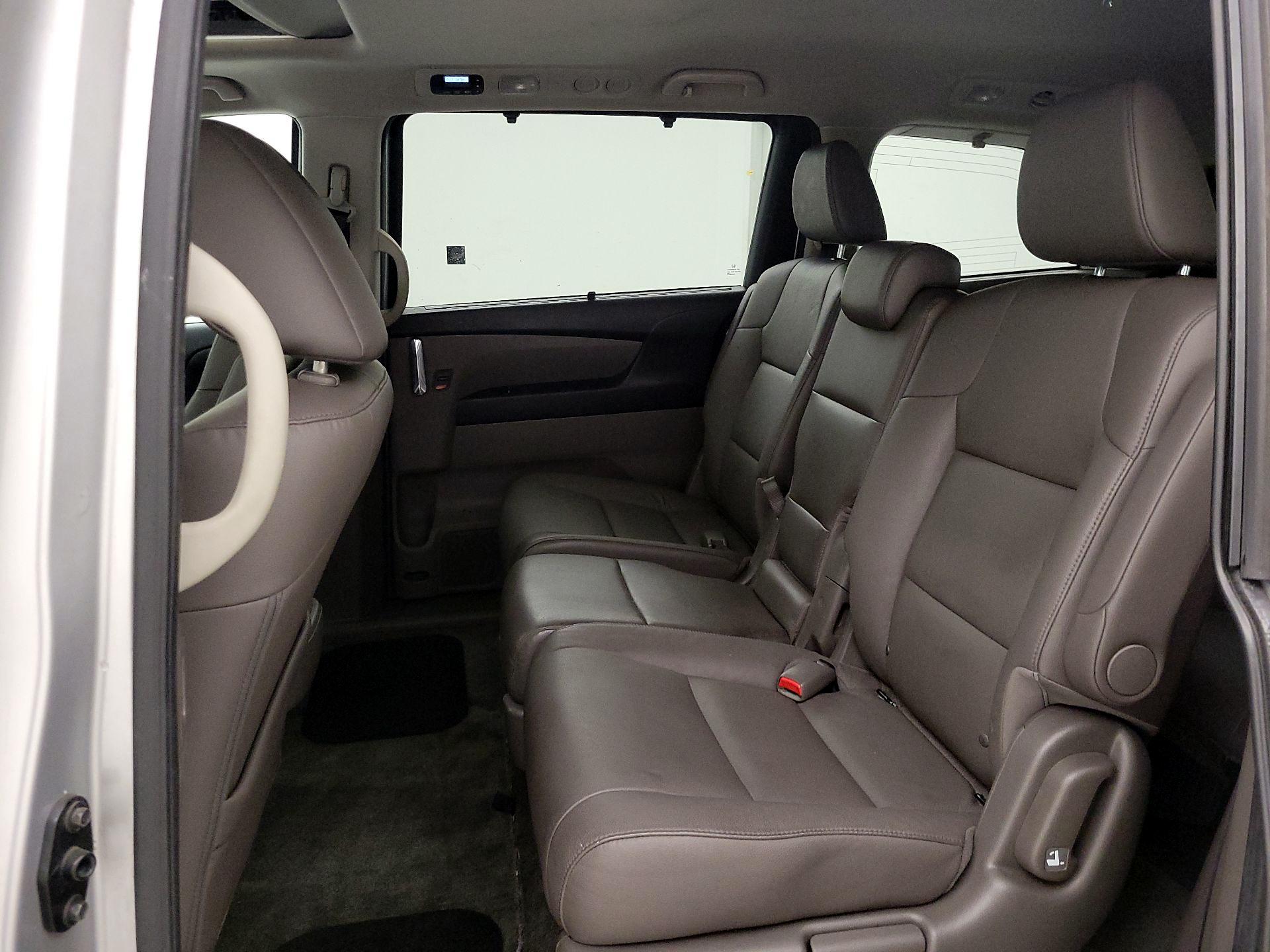 Thumbnail: 2015 Honda Odyssey - 20