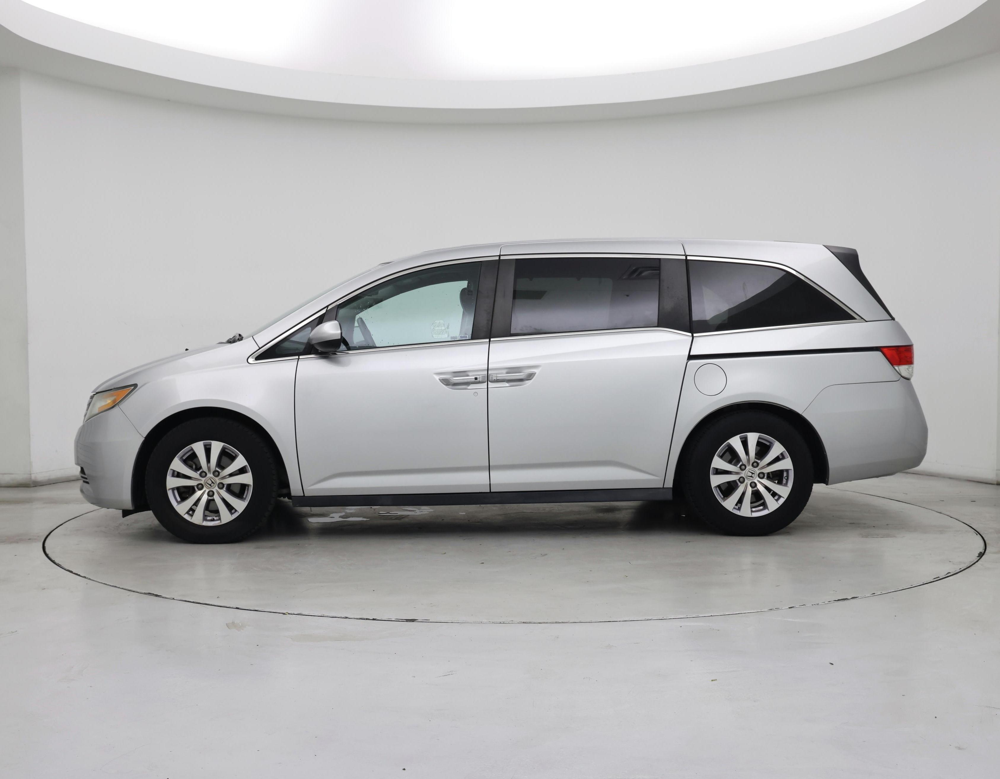 Thumbnail: 2015 Honda Odyssey - 3