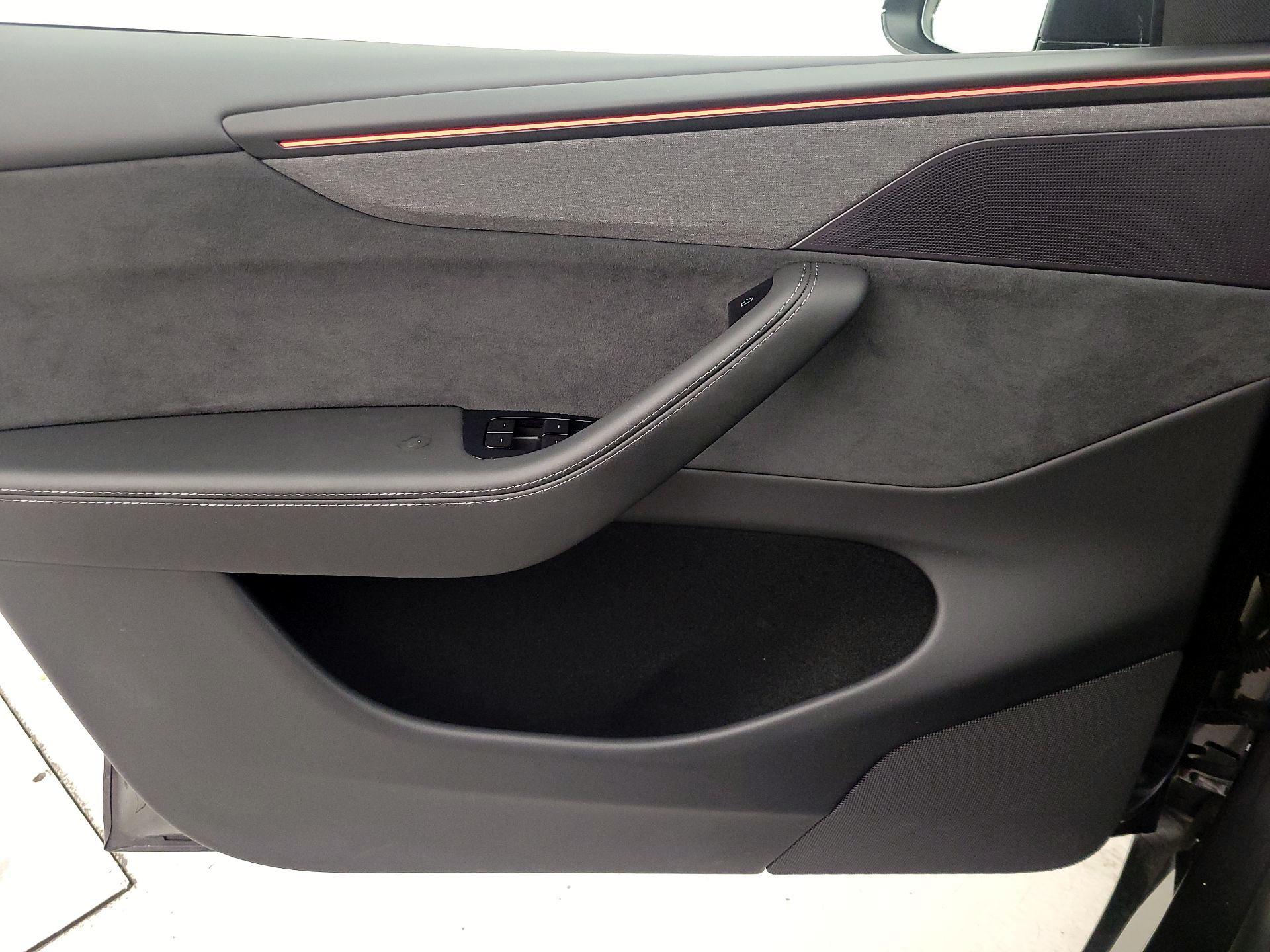 Thumbnail: 2026 Tesla Model Y - 12