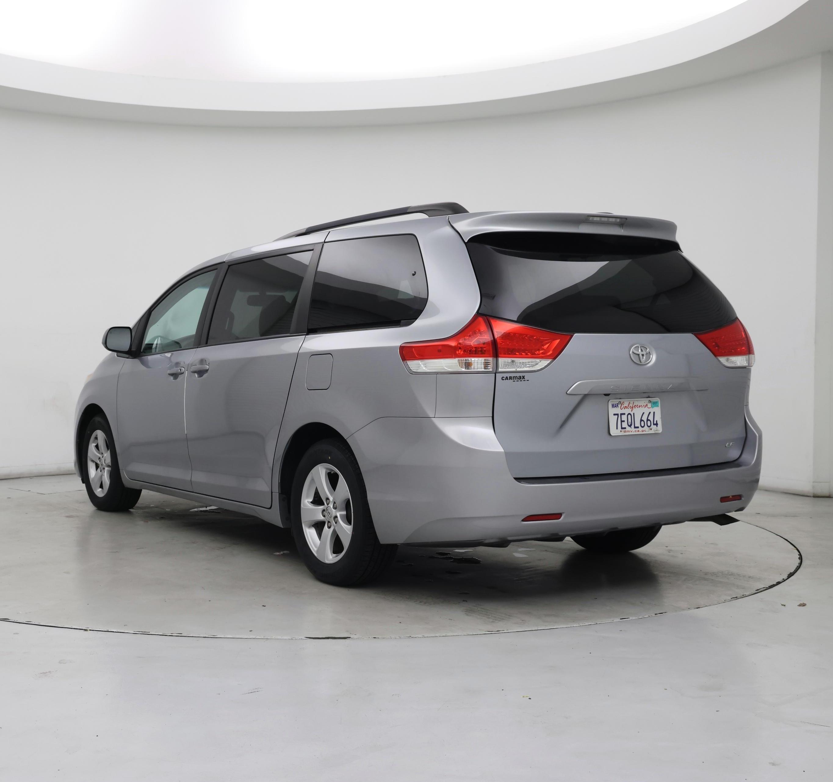 Thumbnail: 2014 Toyota Sienna - 2