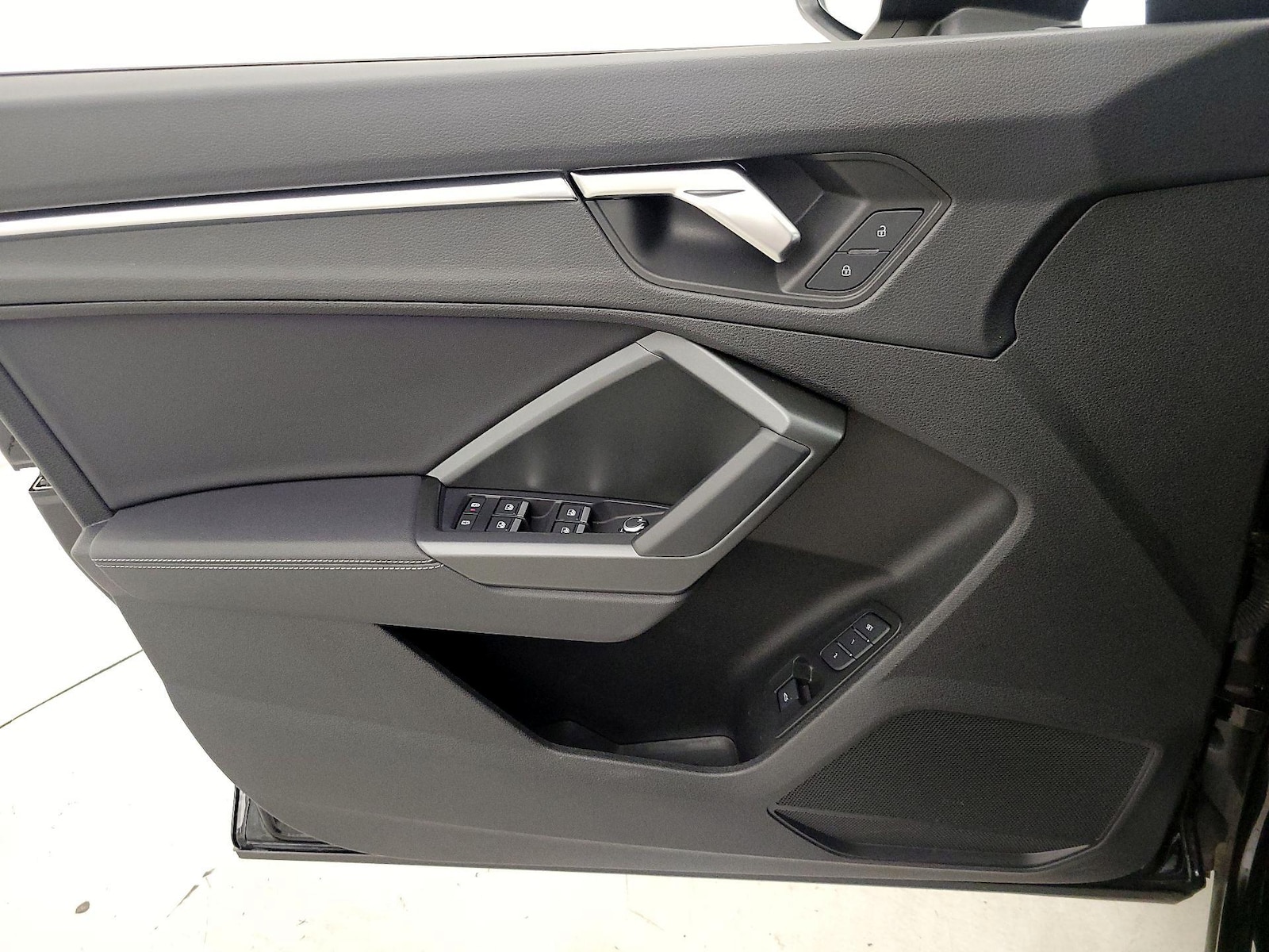 2024 Audi Q3 S Line Premium Plus - Photo 13