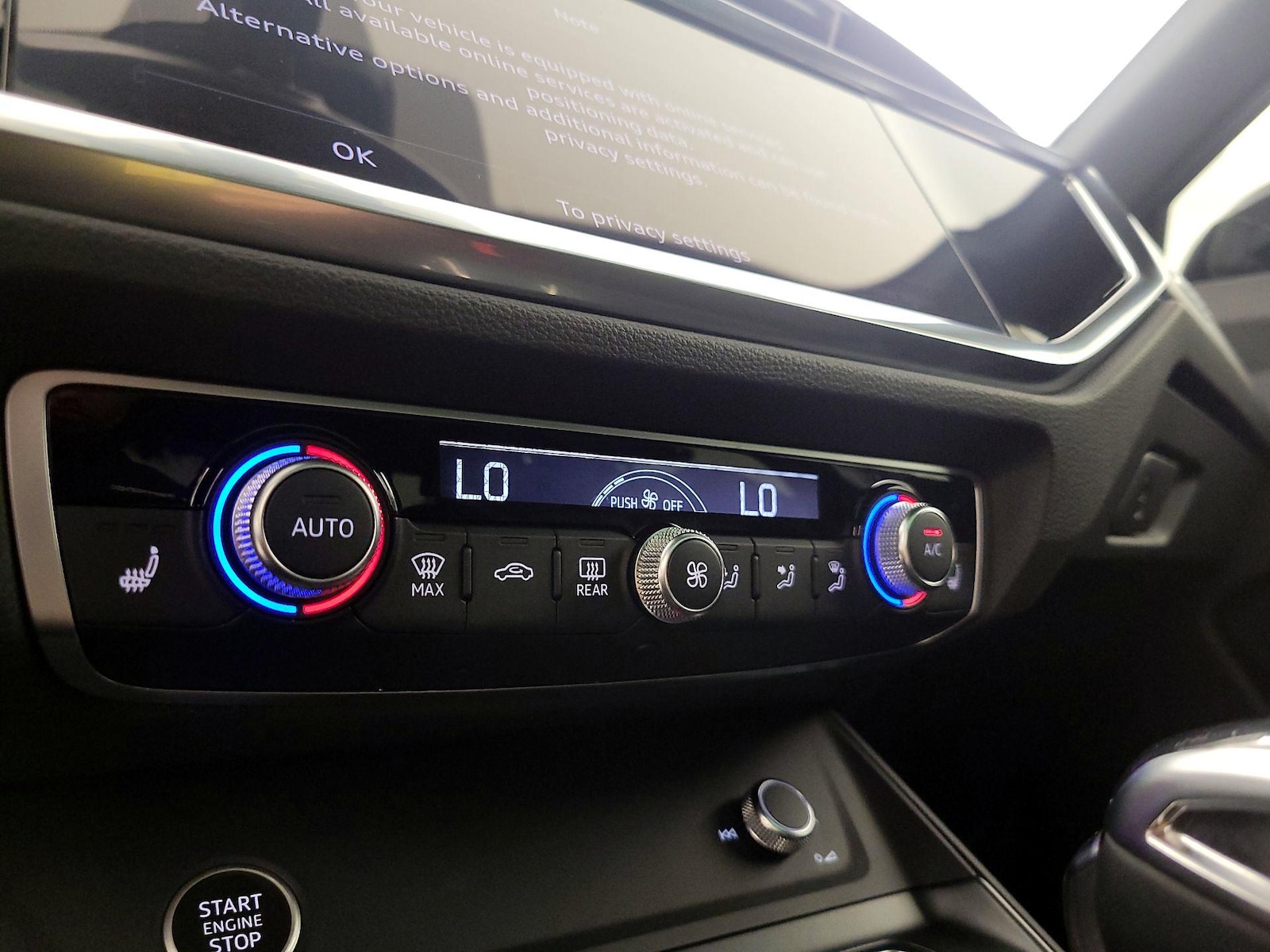 2024 Audi Q3 S Line Premium Plus - Photo 17