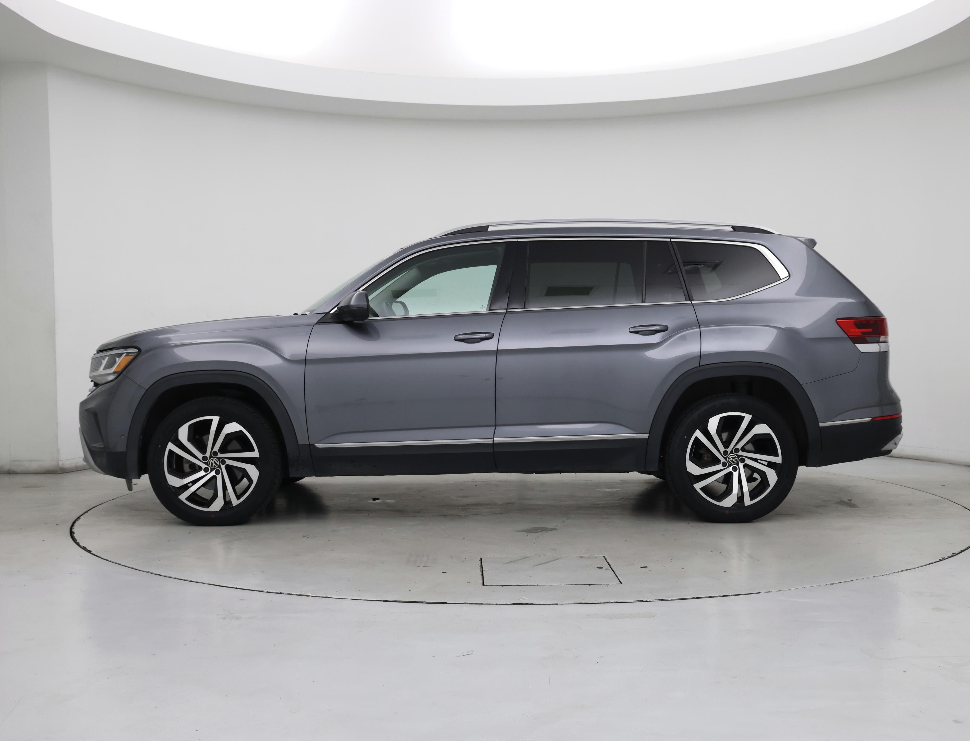 Thumbnail: 2021 Volkswagen Atlas - 3