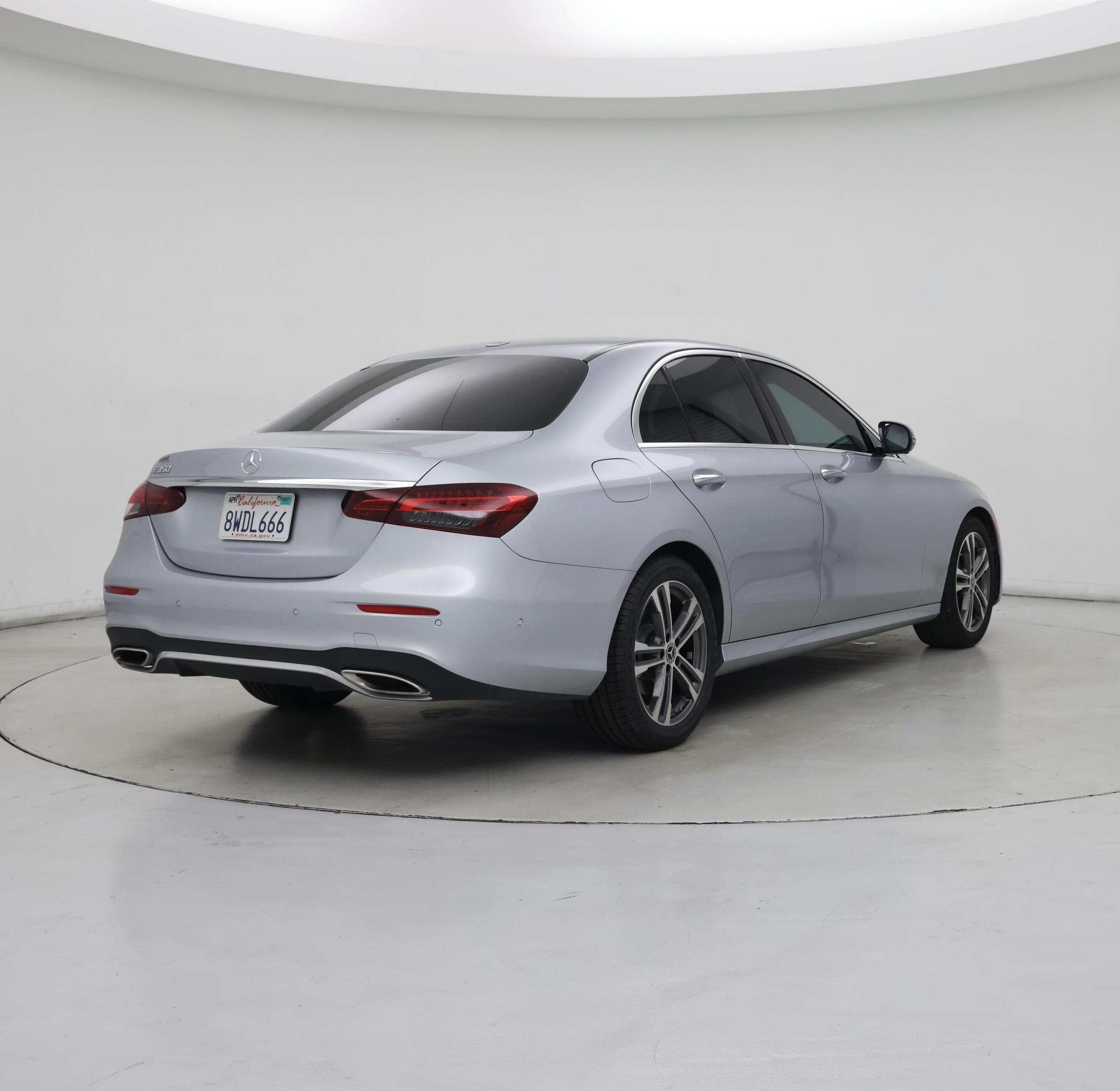 Thumbnail: 2021 Mercedes-Benz E-Class - 8