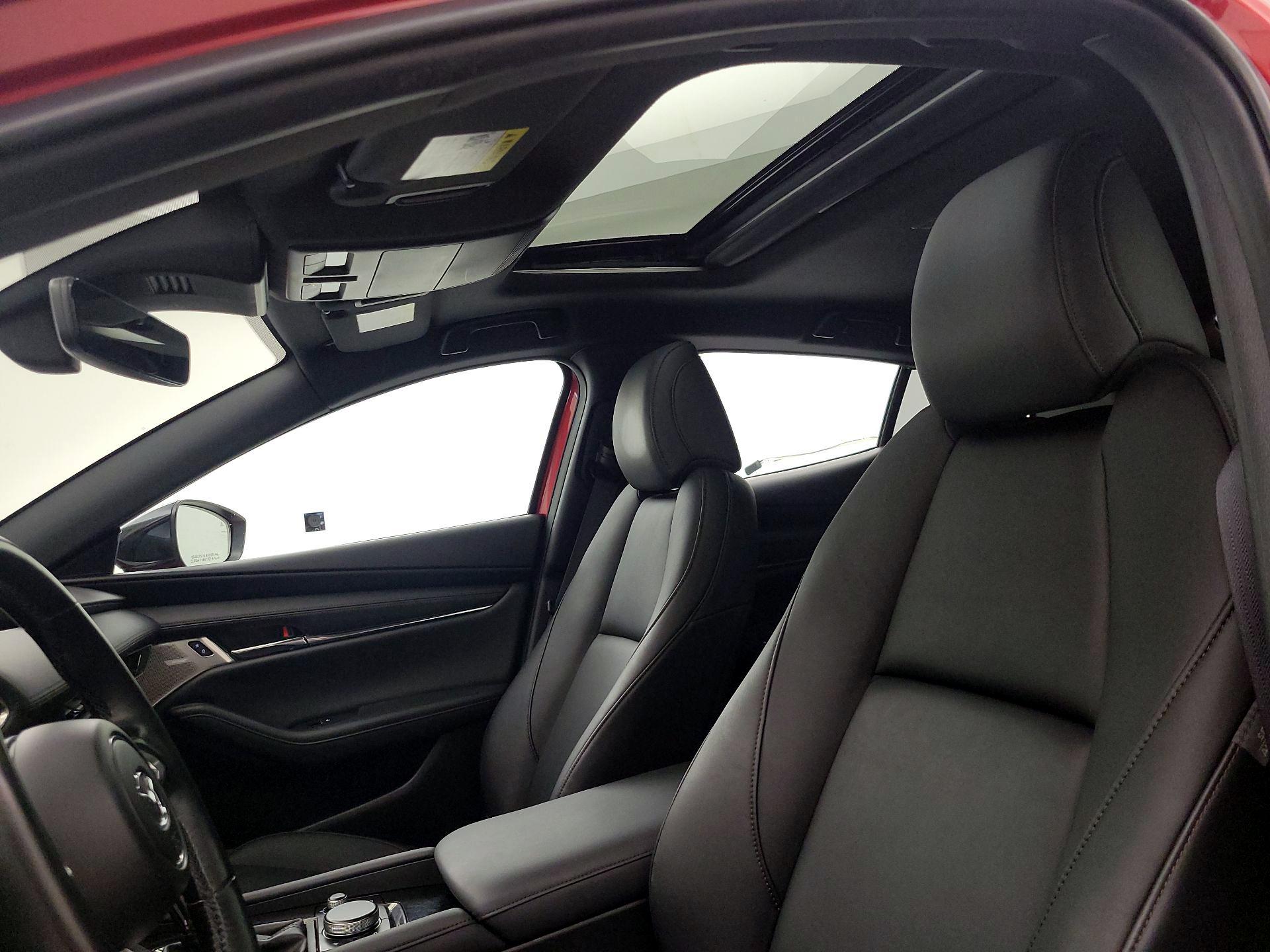 Thumbnail: 2021 Mazda Mazda3 - 19
