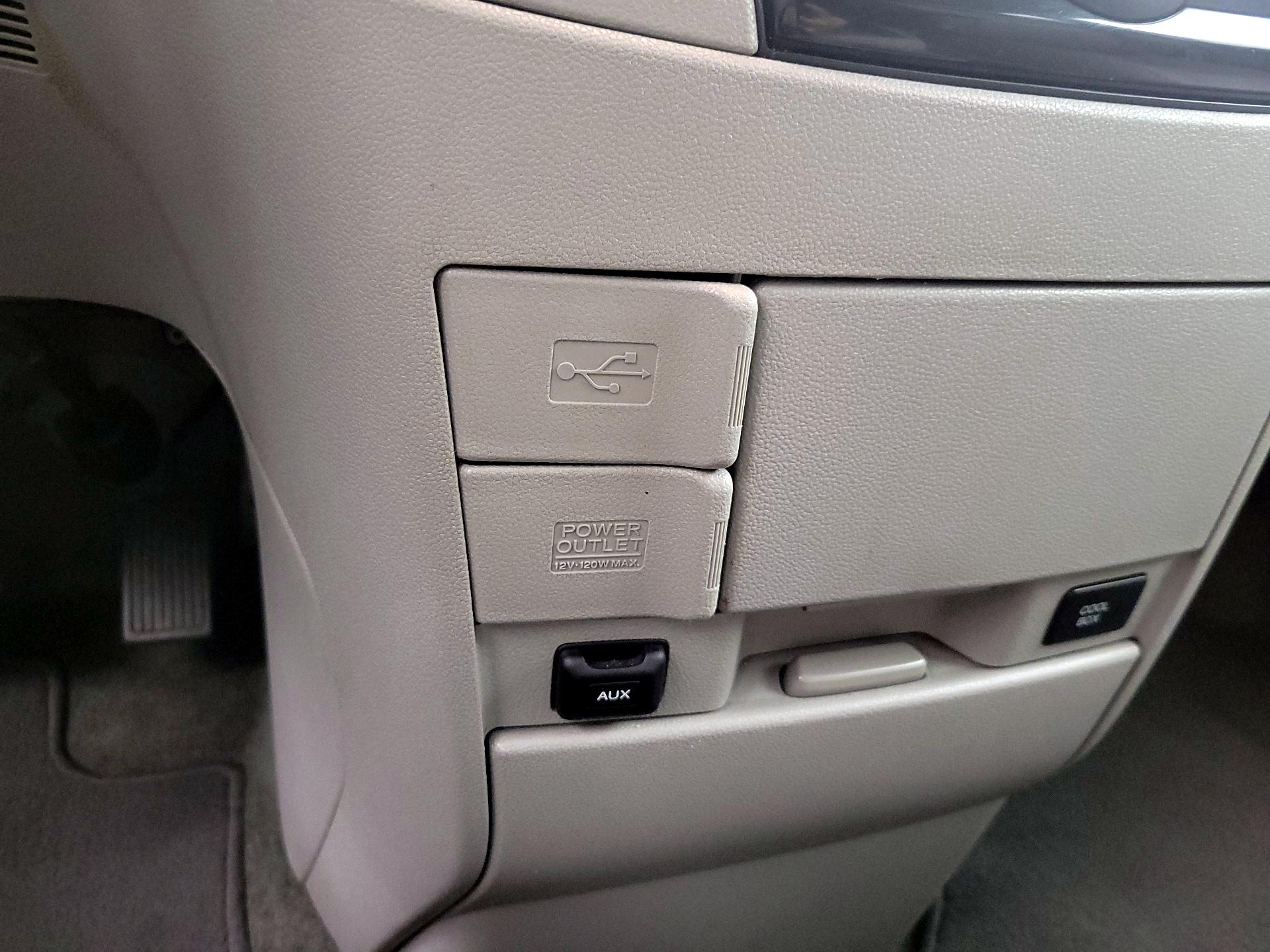 Thumbnail: 2016 Honda Odyssey - 18