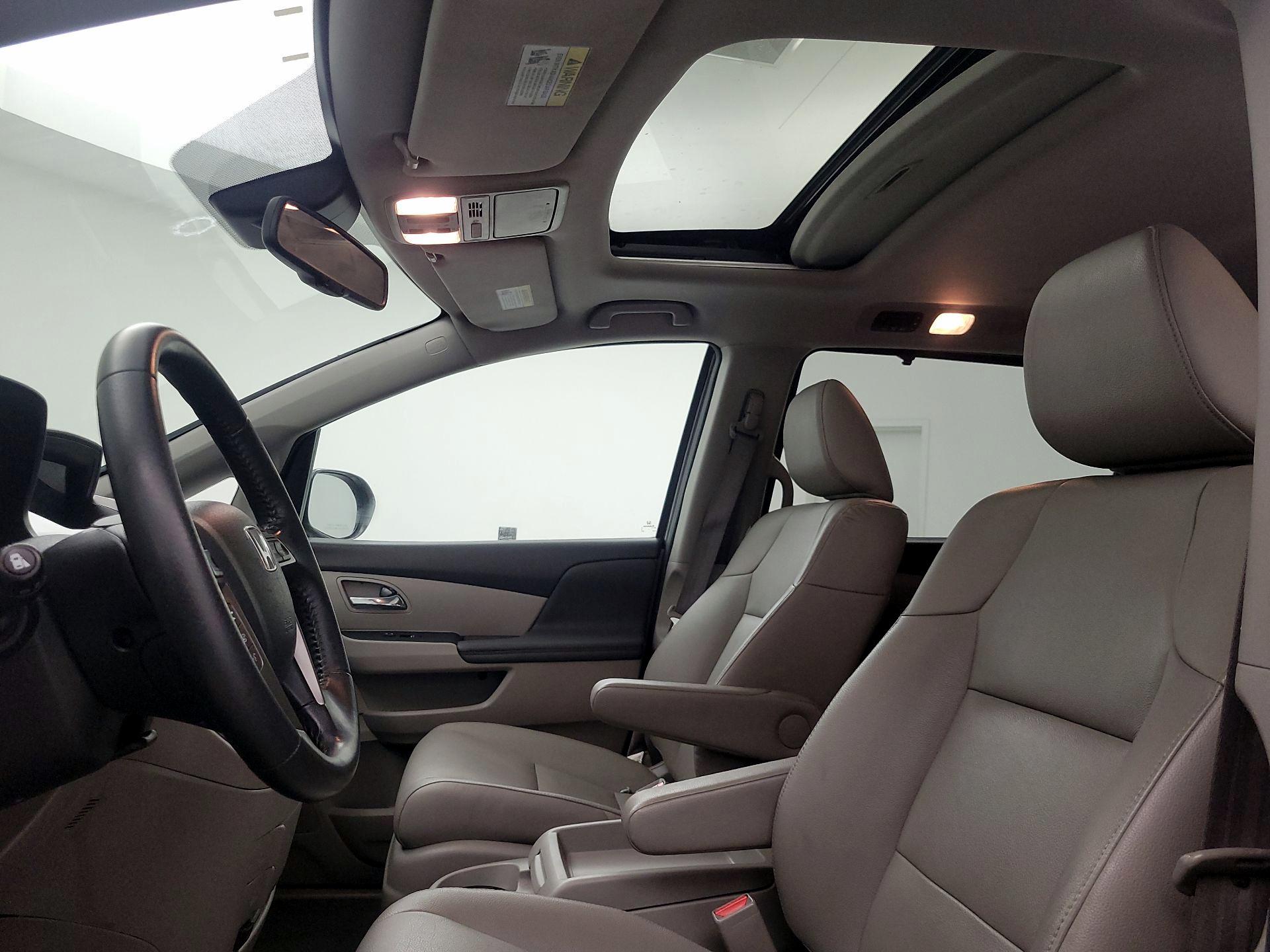 Thumbnail: 2016 Honda Odyssey - 19