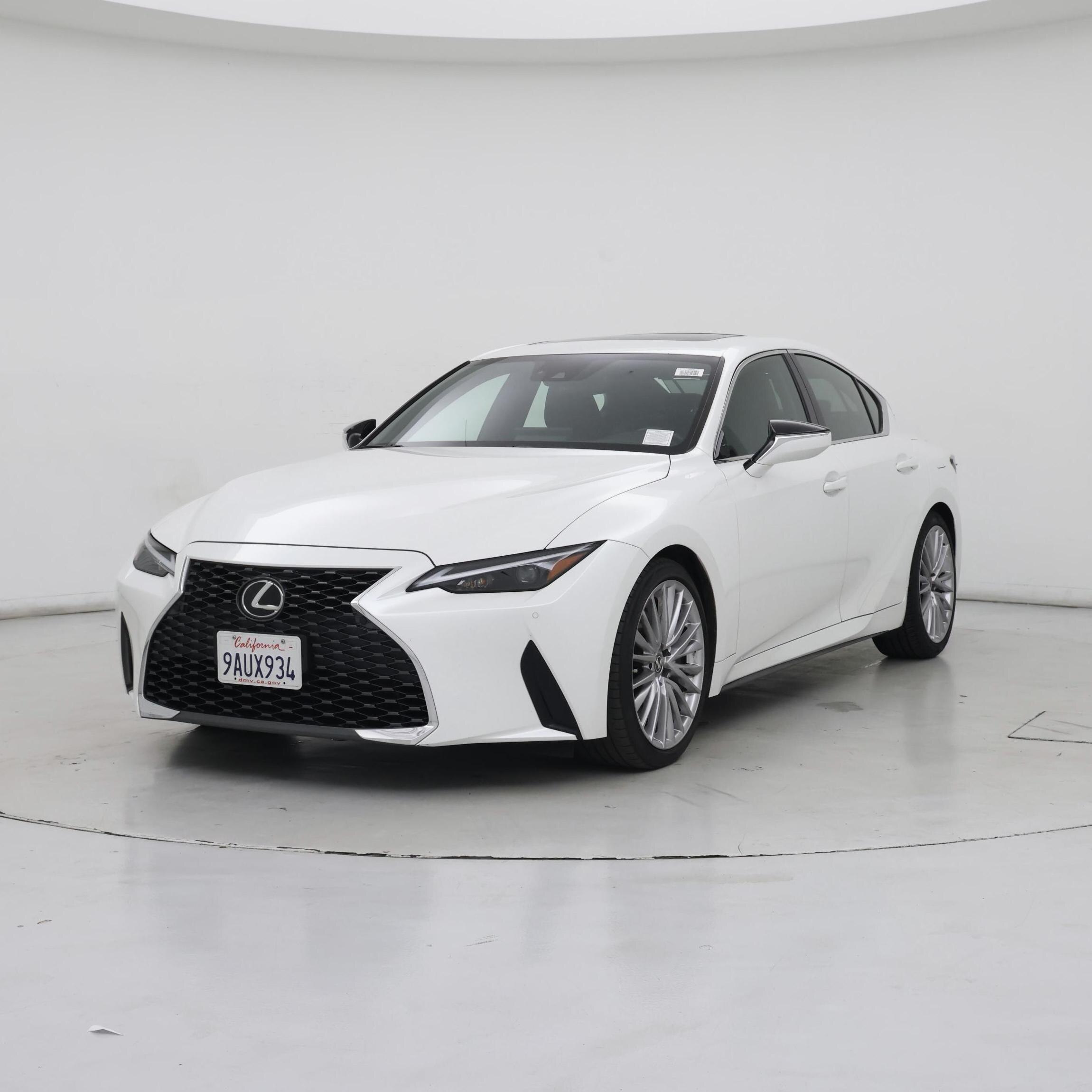 Thumbnail: 2022 Lexus IS - 4