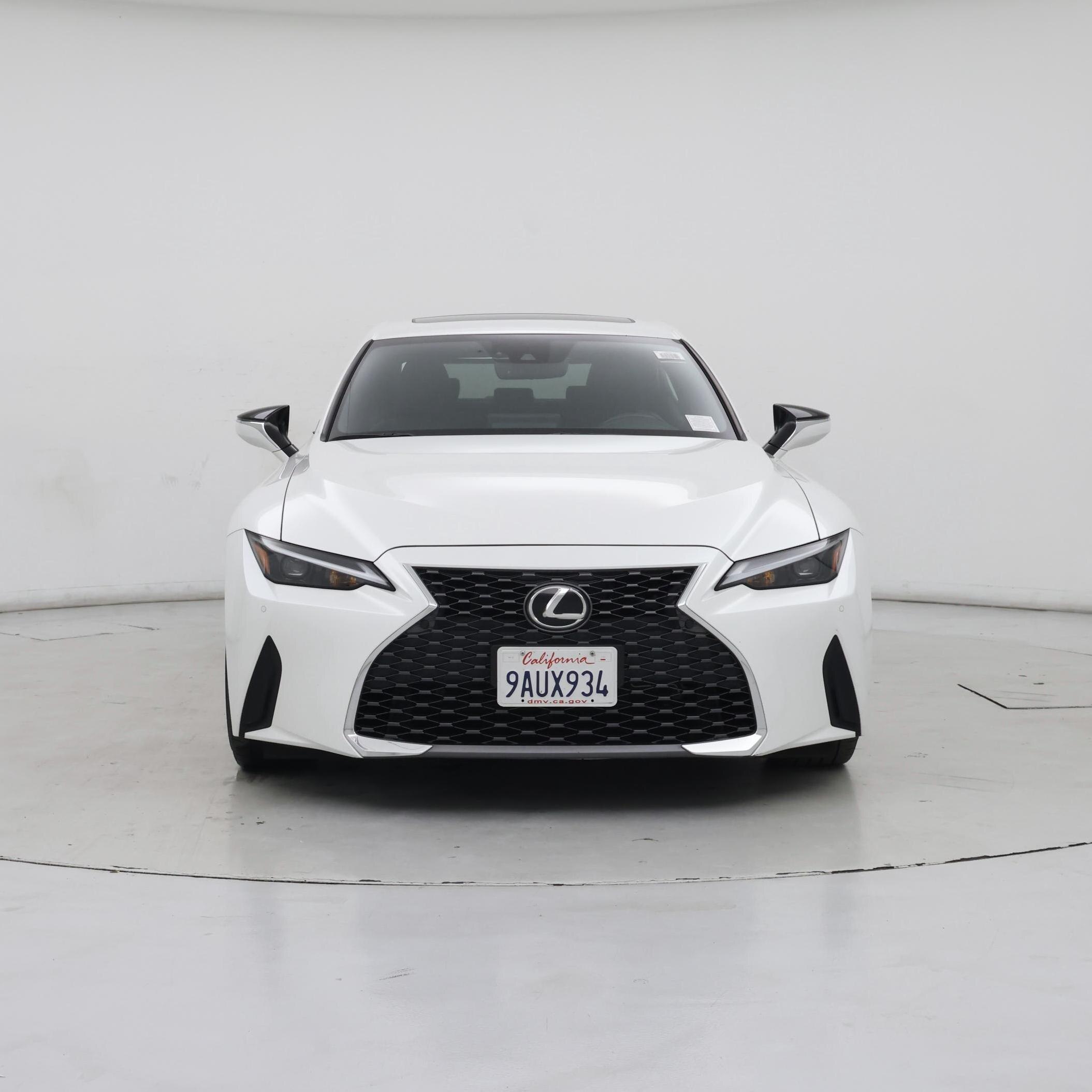 Thumbnail: 2022 Lexus IS - 5