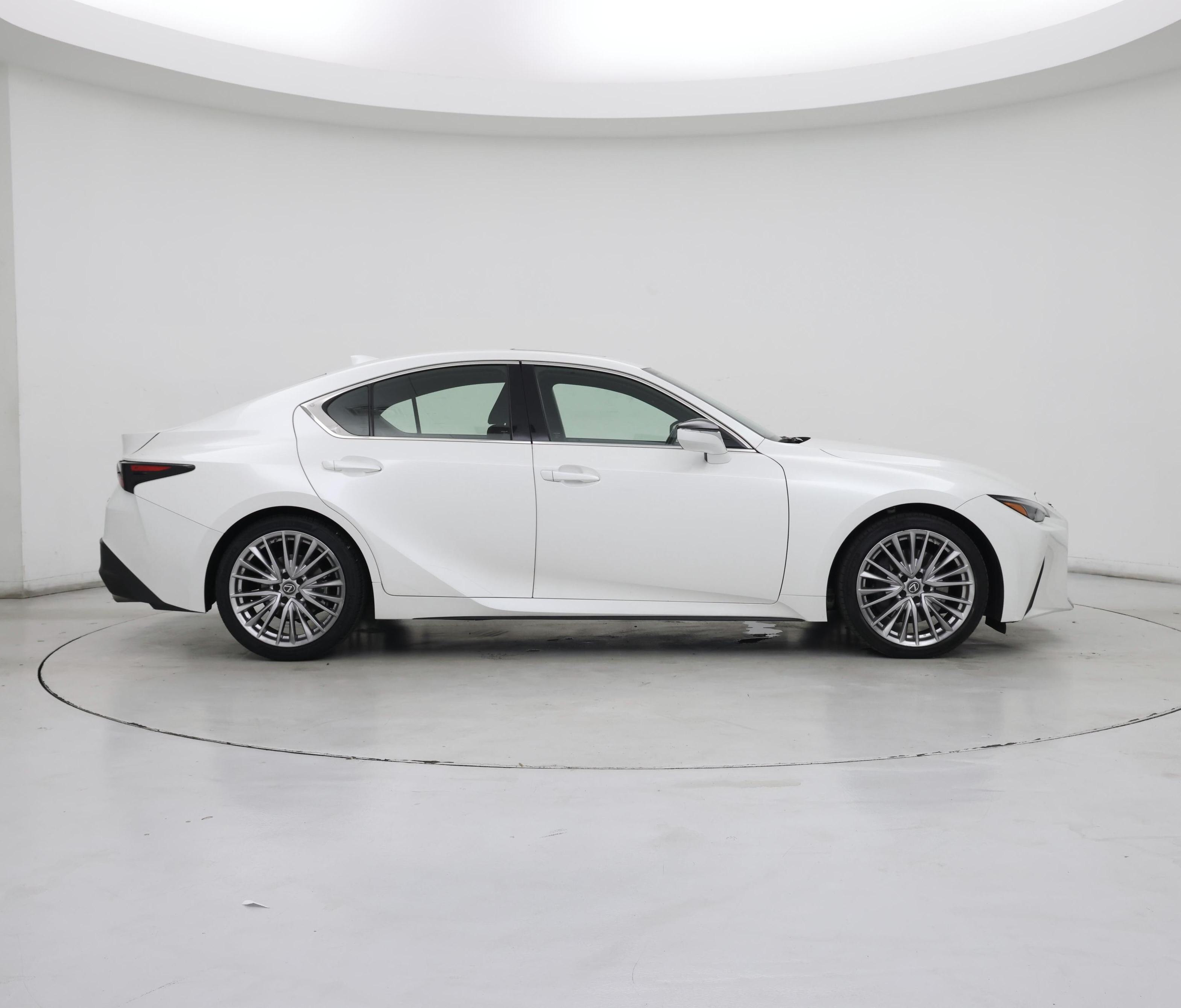 Thumbnail: 2022 Lexus IS - 7