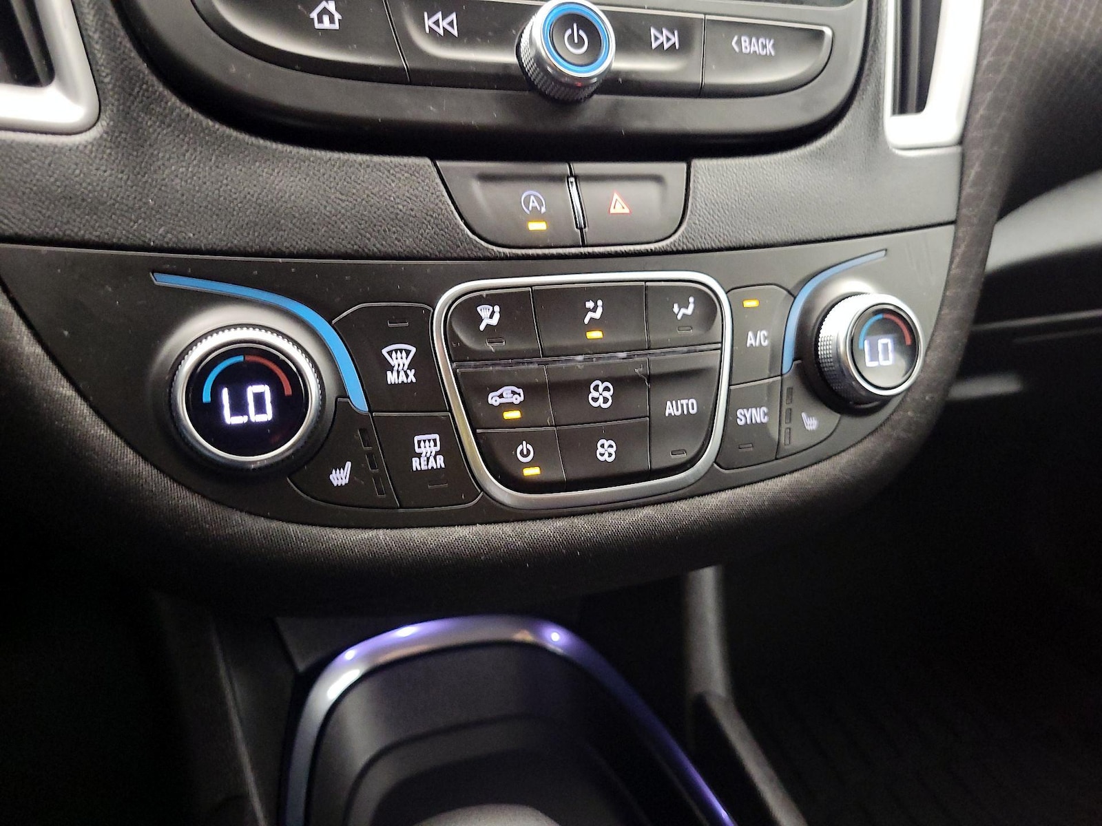 2024 Chevrolet Malibu 1LT - Photo 17