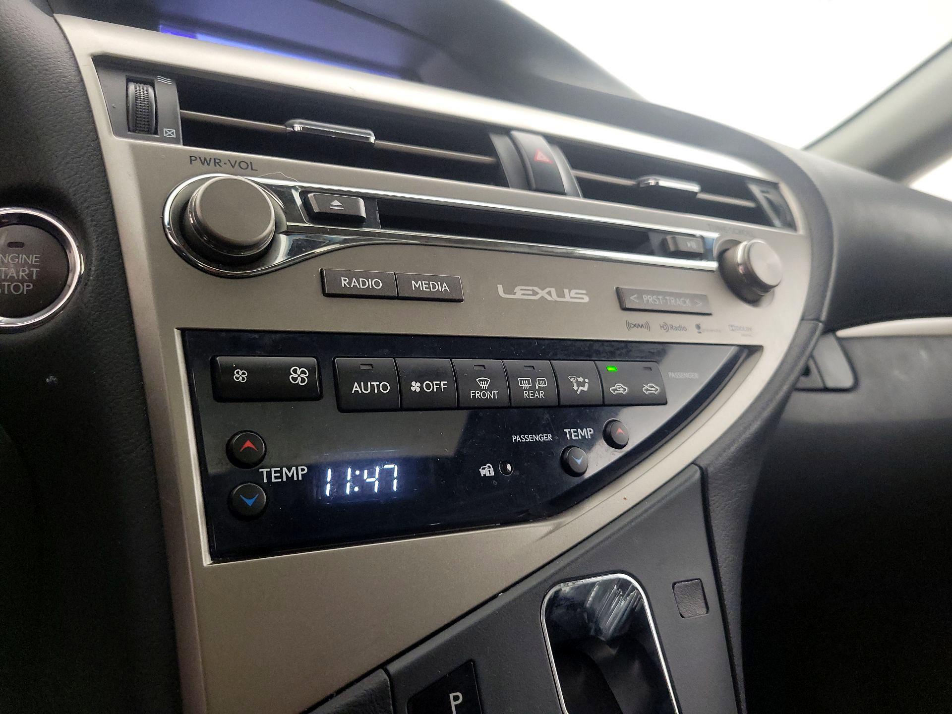 Thumbnail: 2015 Lexus RX - 17