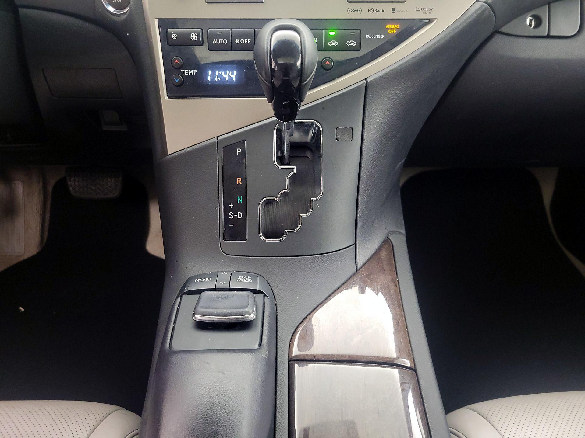 Thumbnail: 2015 Lexus RX - 18