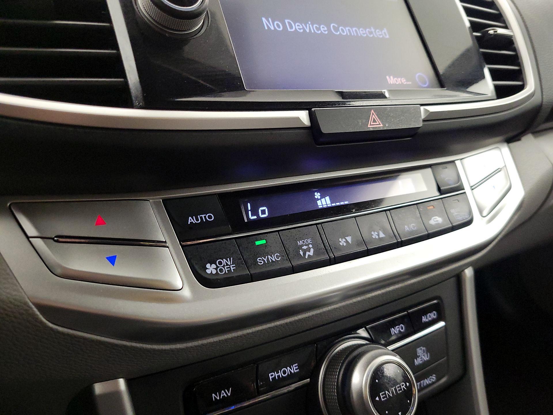 Thumbnail: 2015 Honda Accord - 17