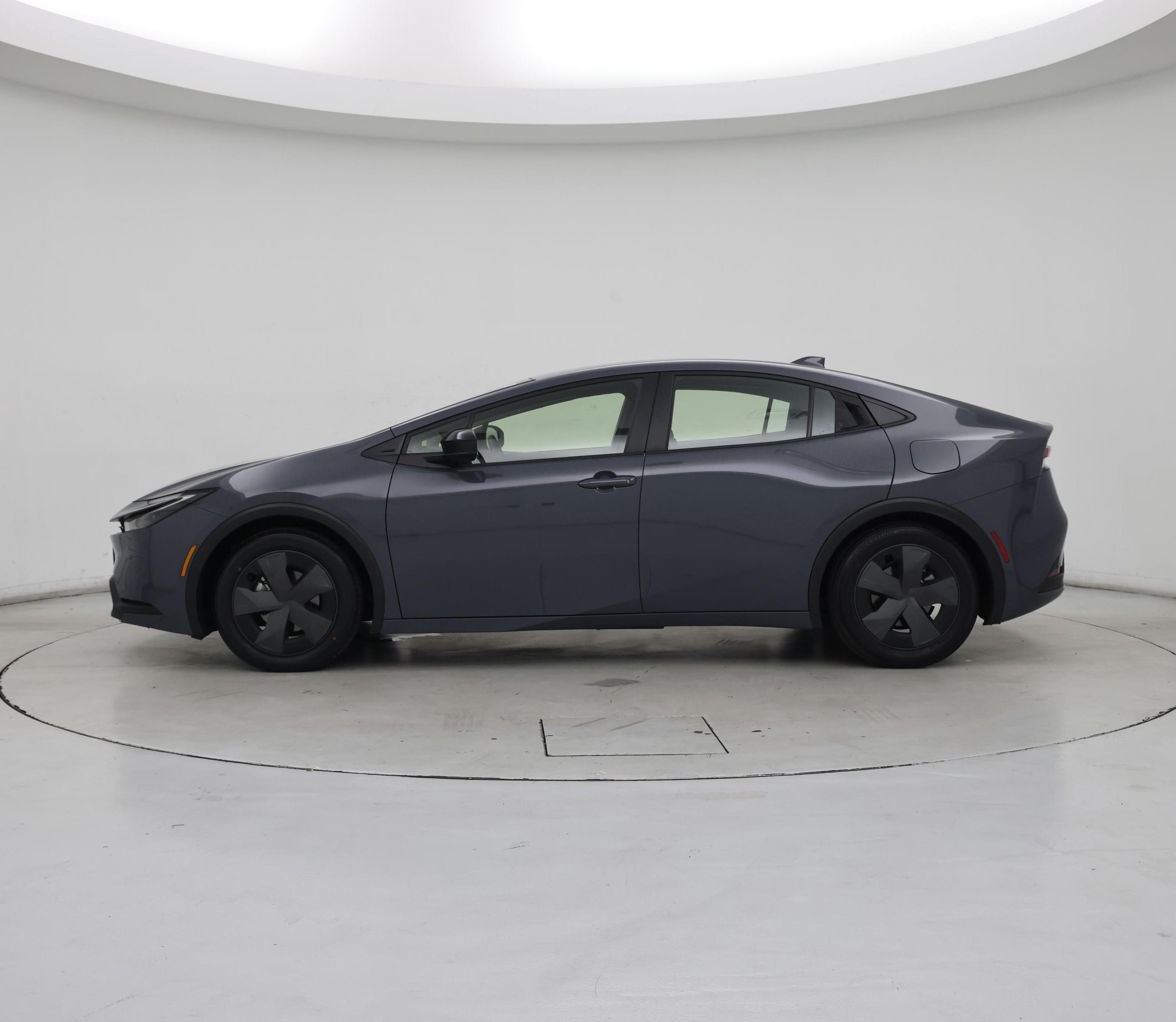 Thumbnail: 2024 Toyota Prius - 3