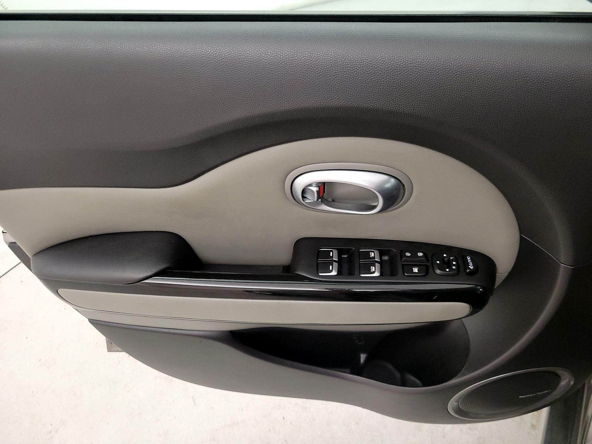 Thumbnail: 2019 Kia Soul - 12