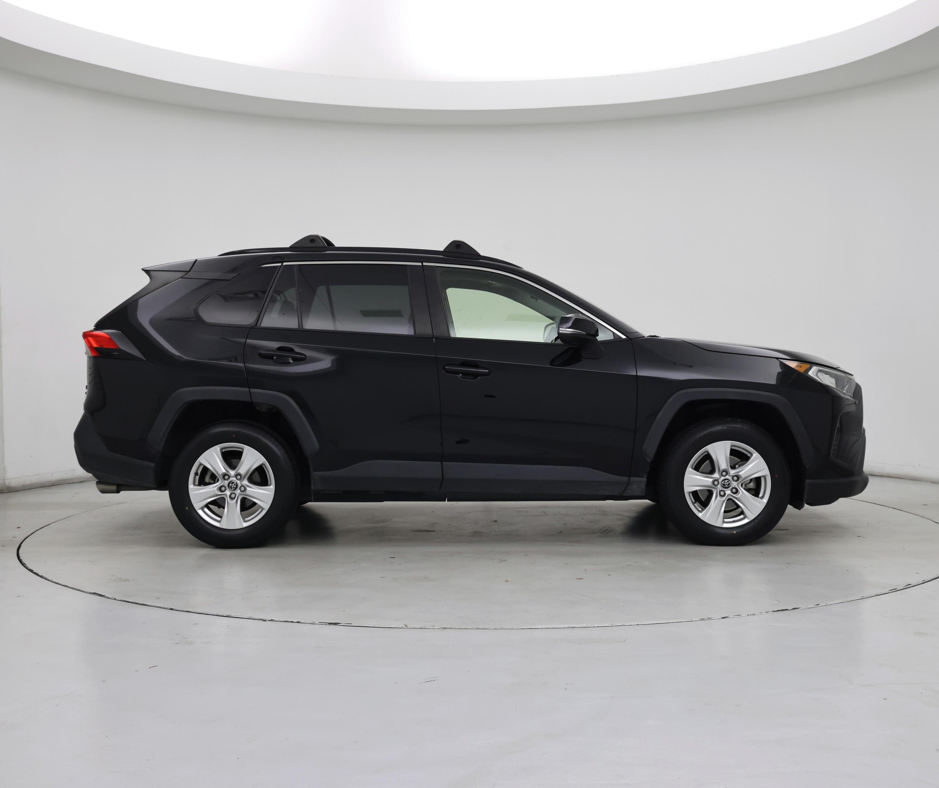 Thumbnail: 2019 Toyota RAV4 - 7