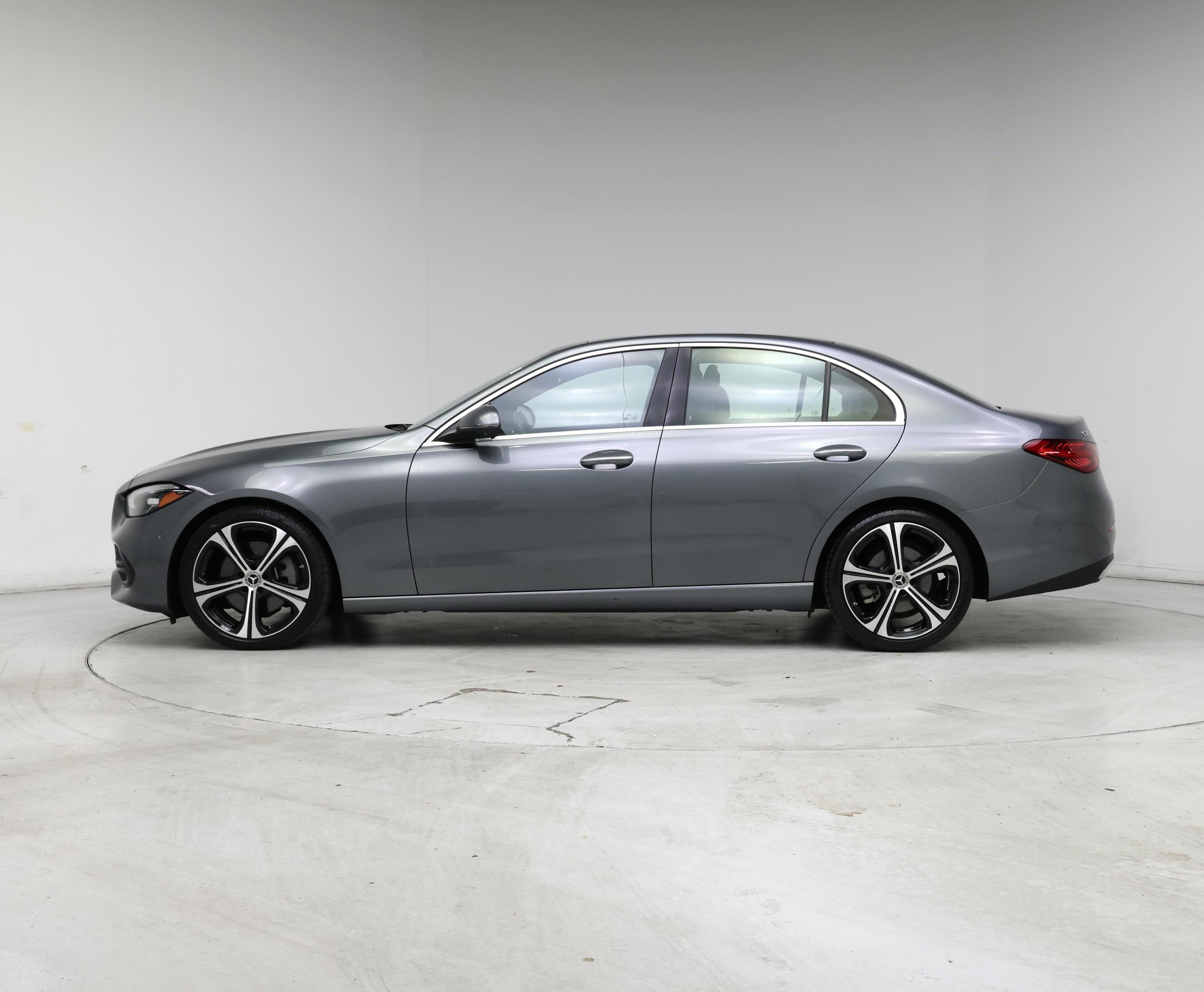 Thumbnail: 2023 Mercedes-Benz C-Class - 3