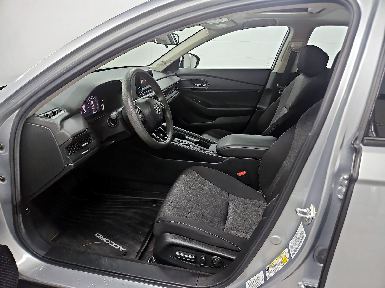 2024 Honda Accord EX - Photo 12
