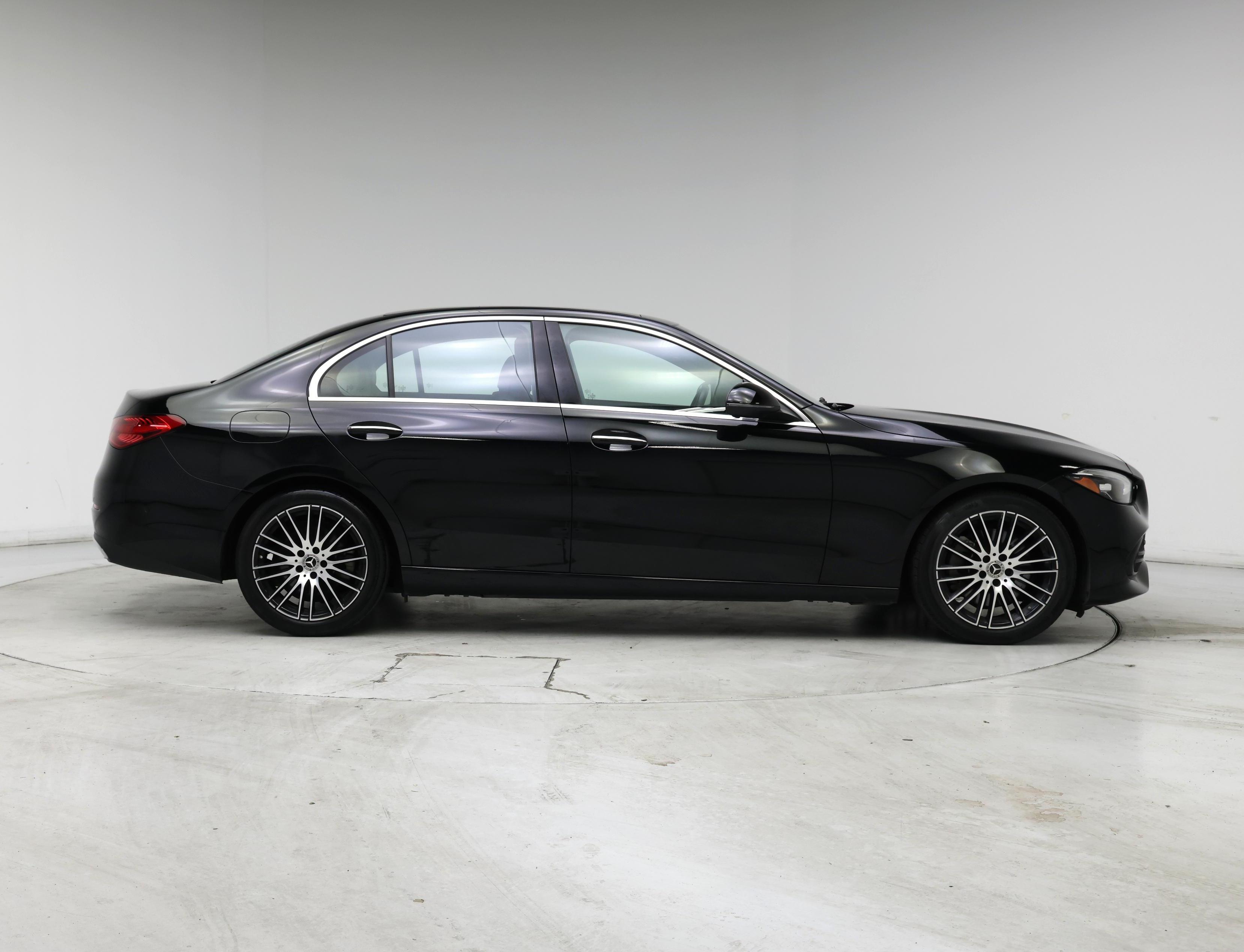 Thumbnail: 2024 Mercedes-Benz C-Class - 7