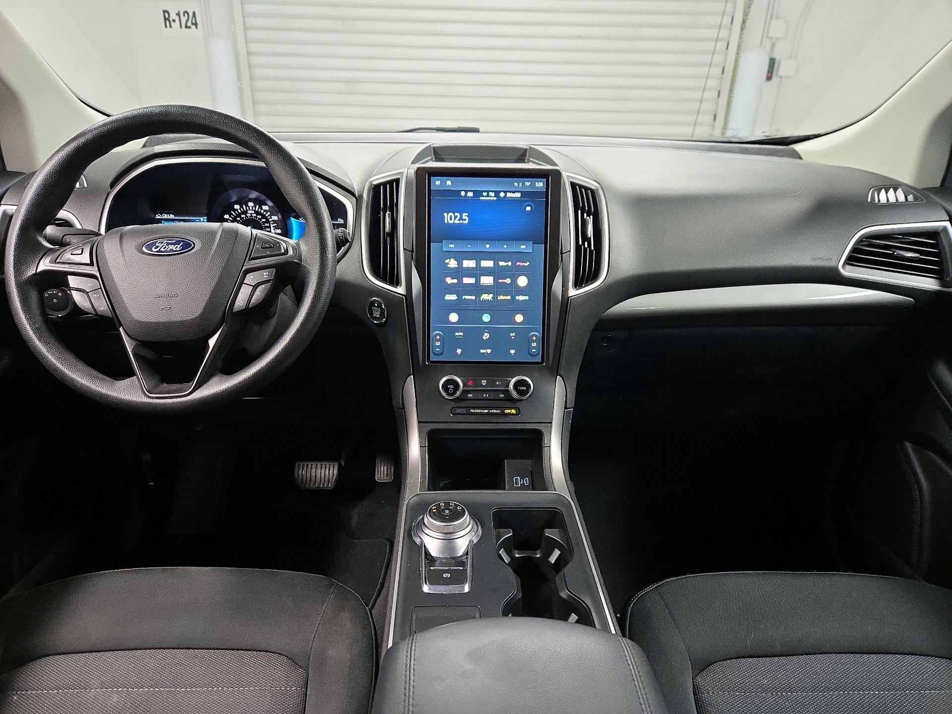 Thumbnail: 2021 Ford Edge - 9