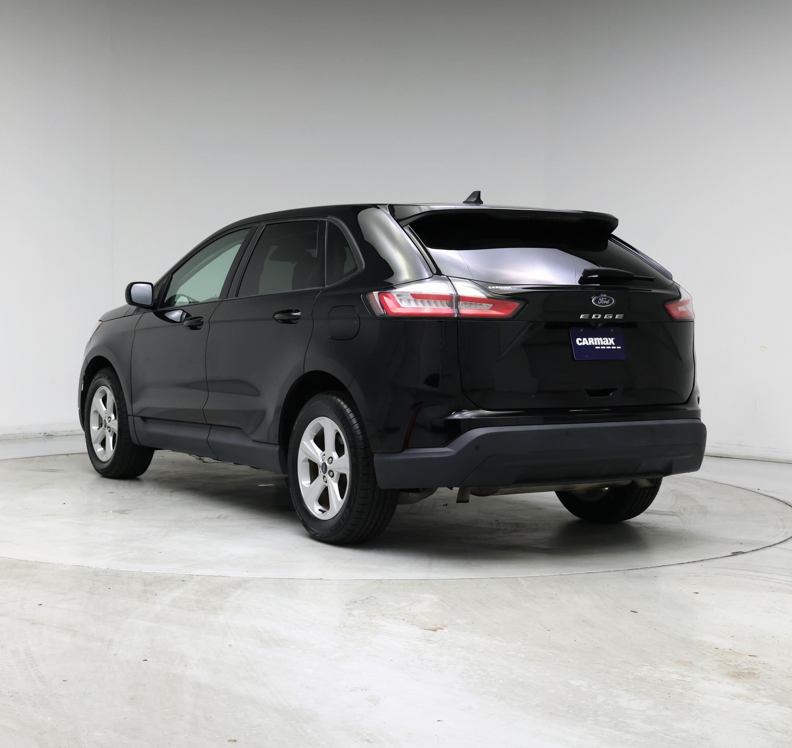Thumbnail: 2021 Ford Edge - 2