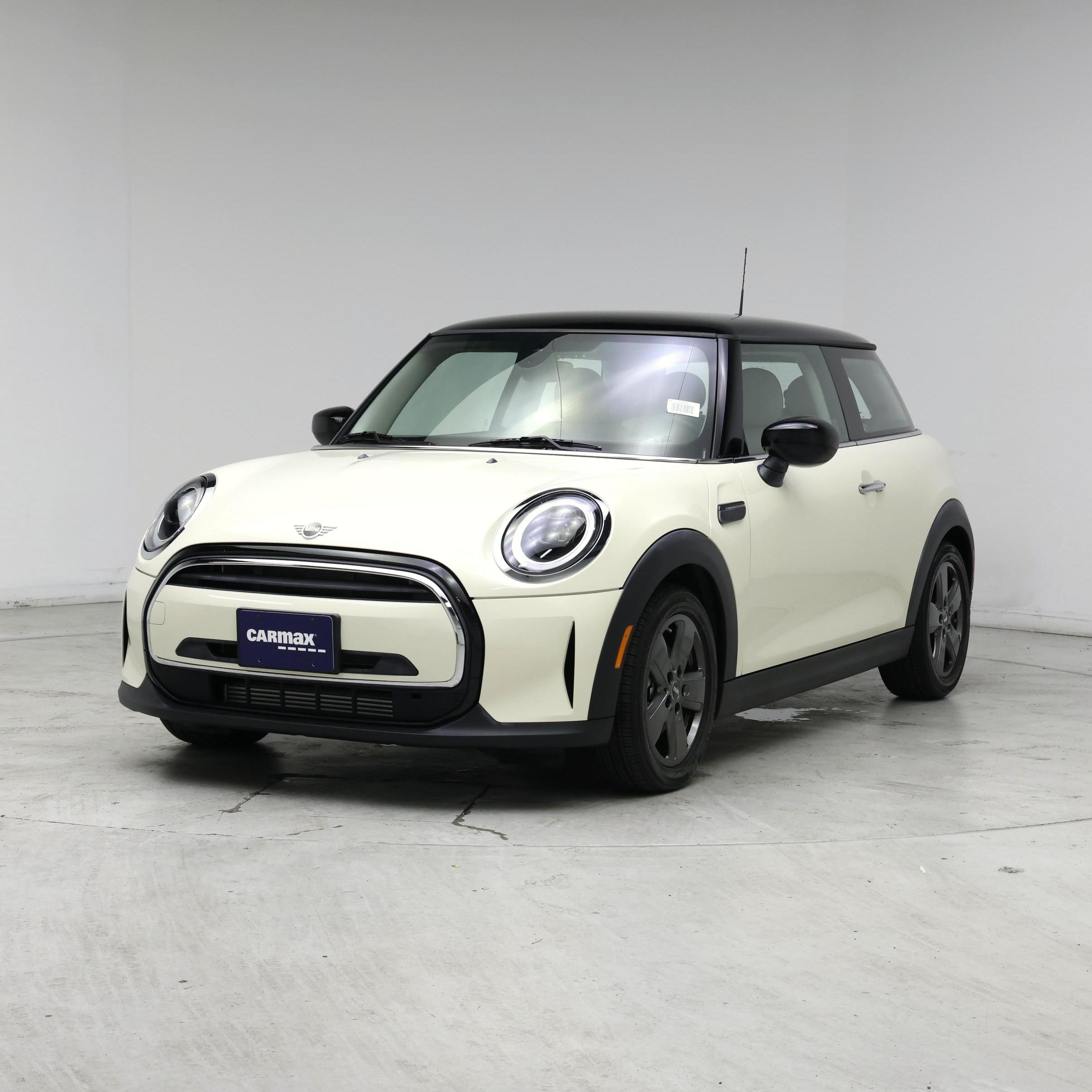 Thumbnail: 2022 MINI Cooper Hardtop - 4