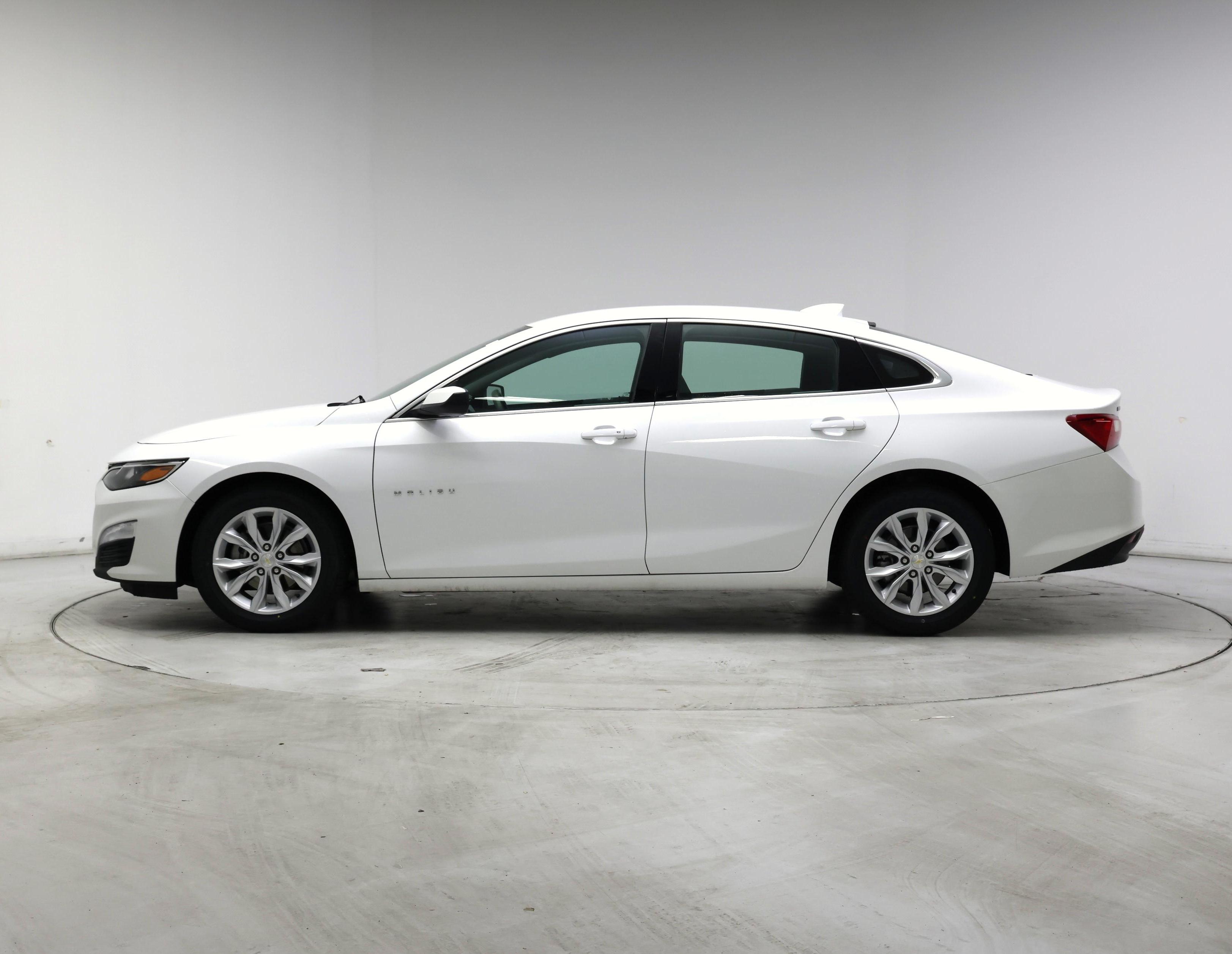 Thumbnail: 2023 Chevrolet Malibu - 3