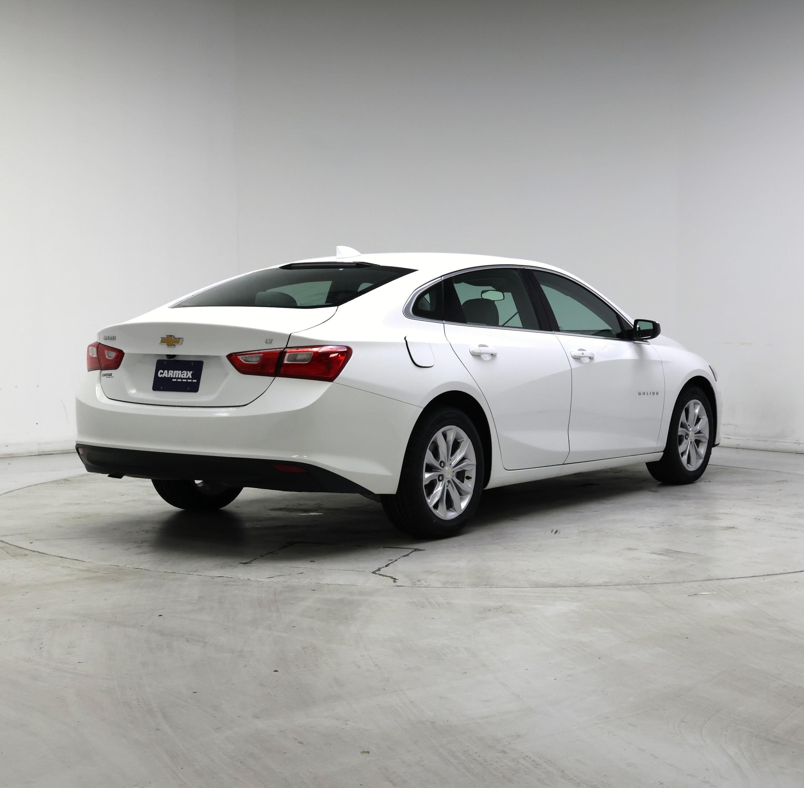 Thumbnail: 2023 Chevrolet Malibu - 8