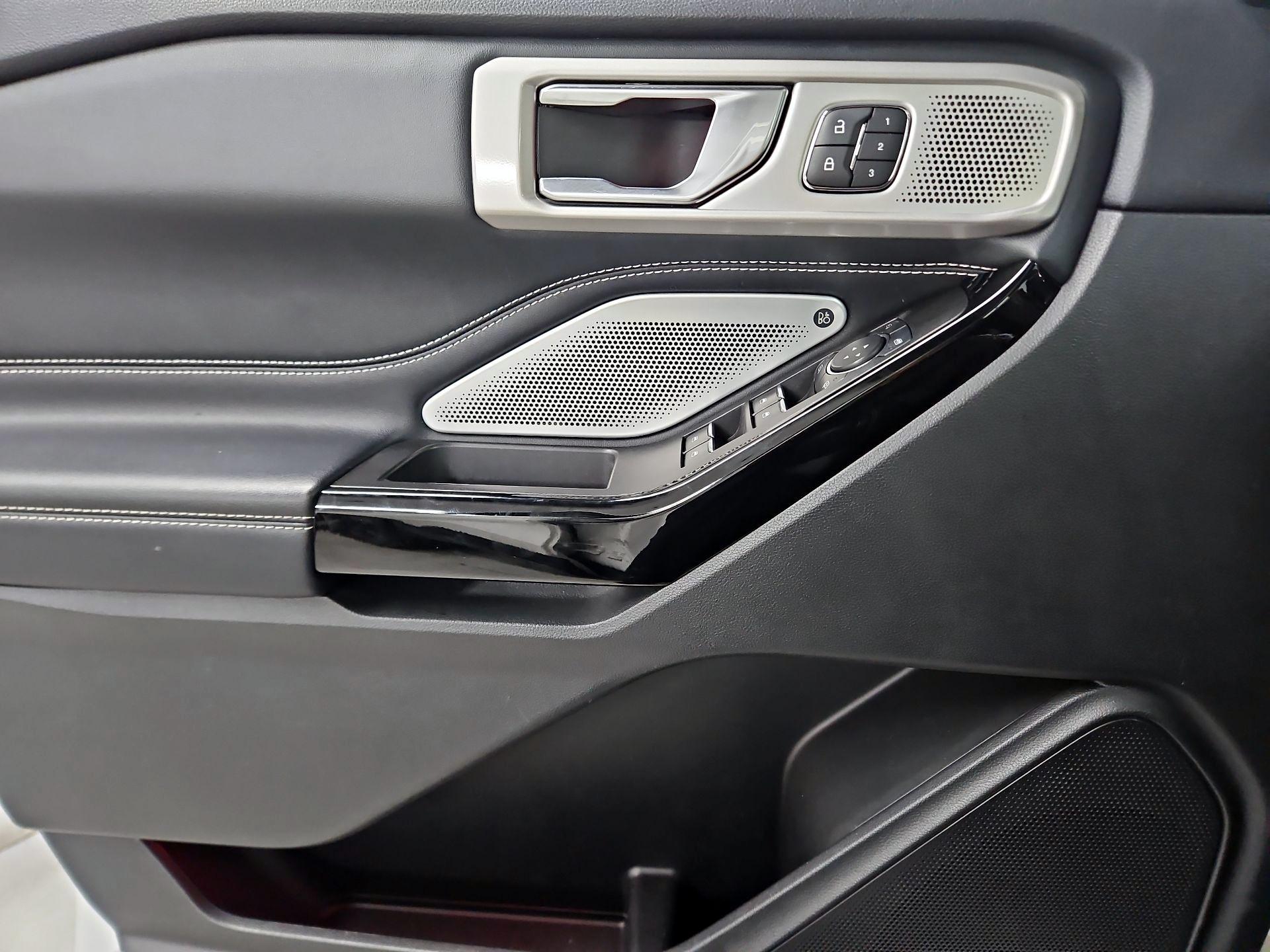 Thumbnail: 2022 Ford Explorer - 12
