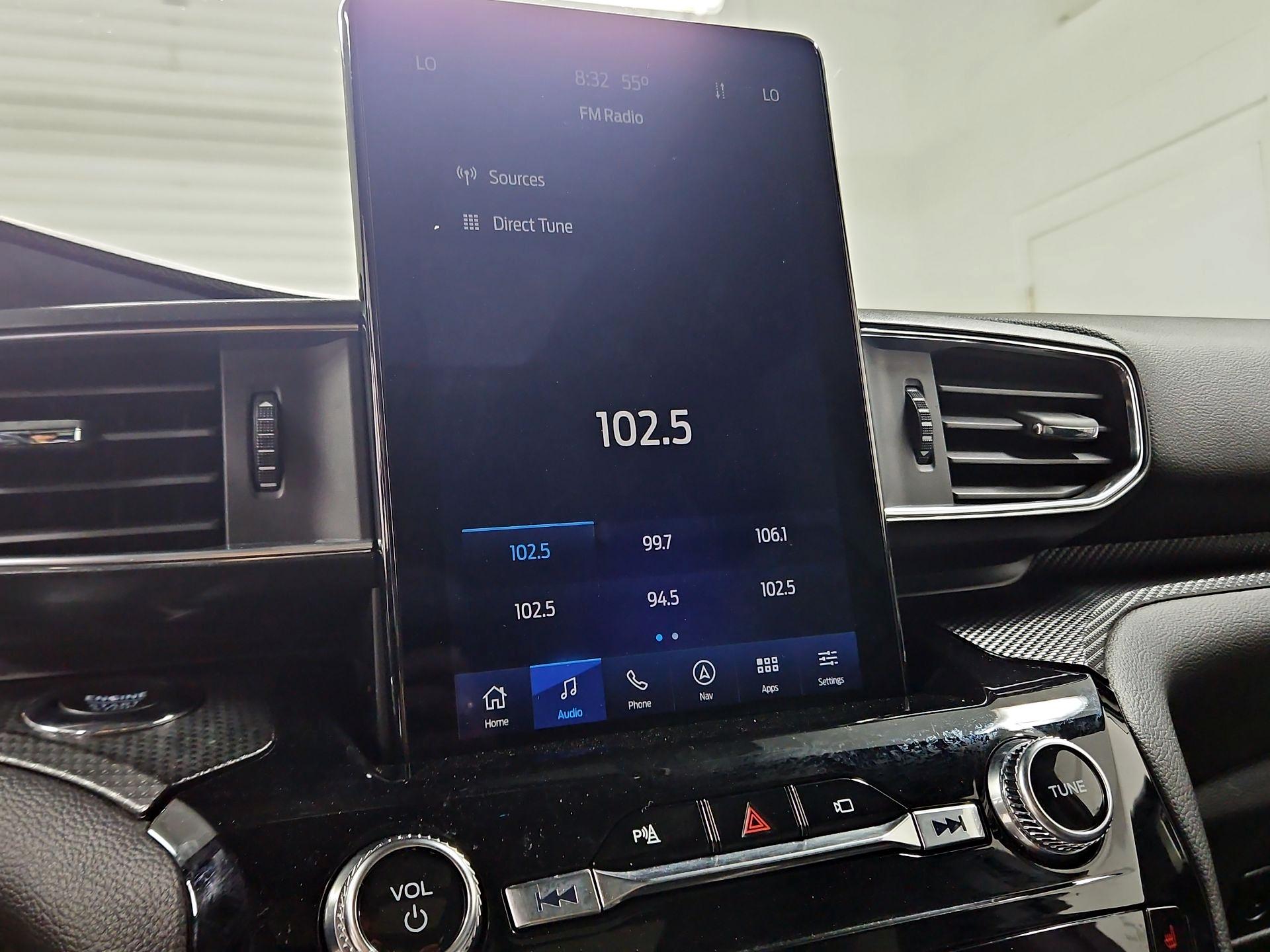 Thumbnail: 2022 Ford Explorer - 16