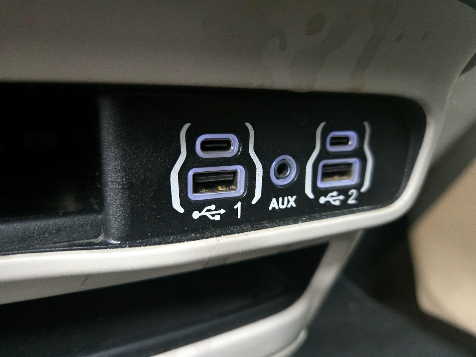 2023 Chrysler Pacifica Touring L - Photo 19