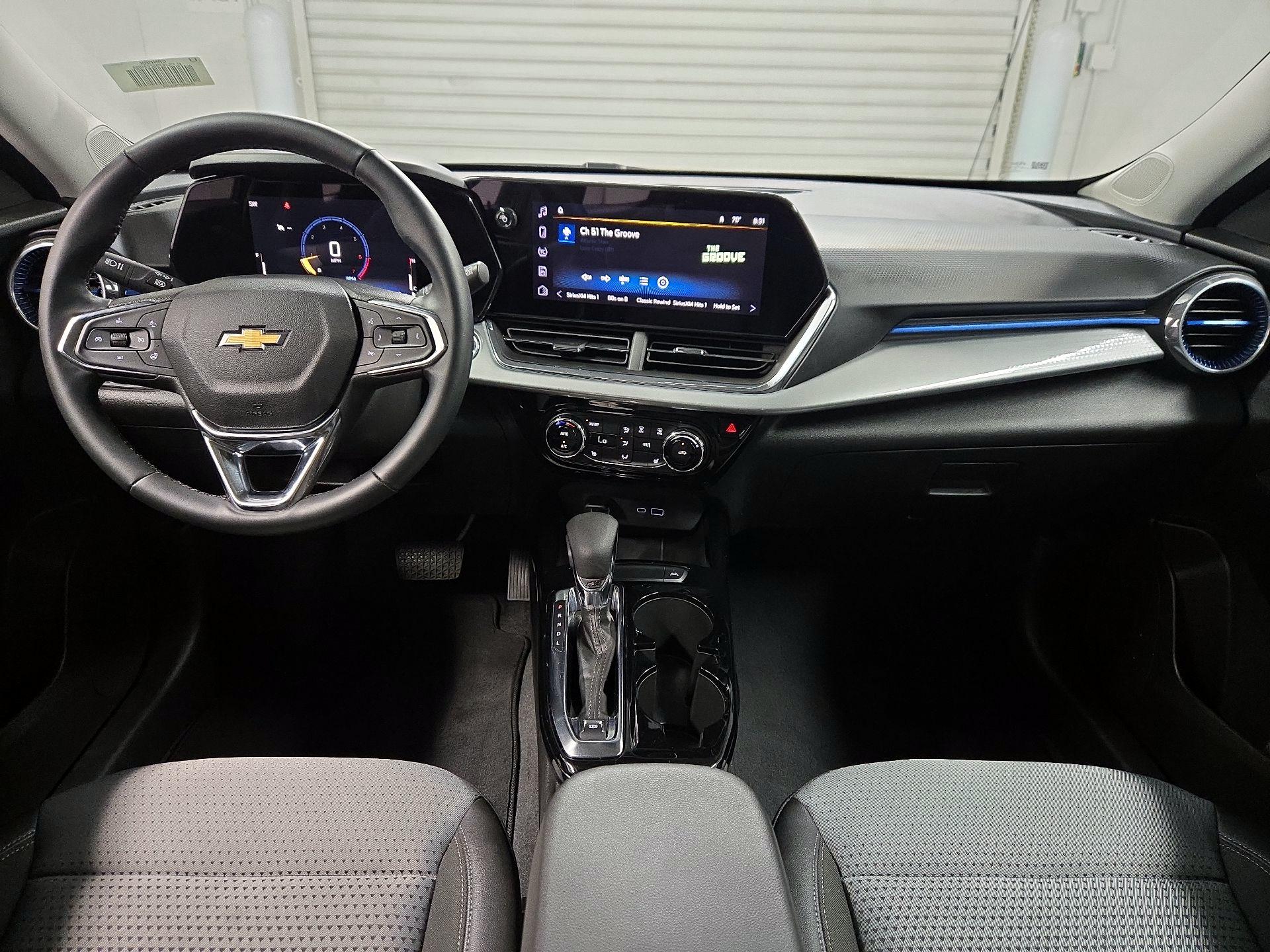 Thumbnail: 2025 Chevrolet Trax - 9