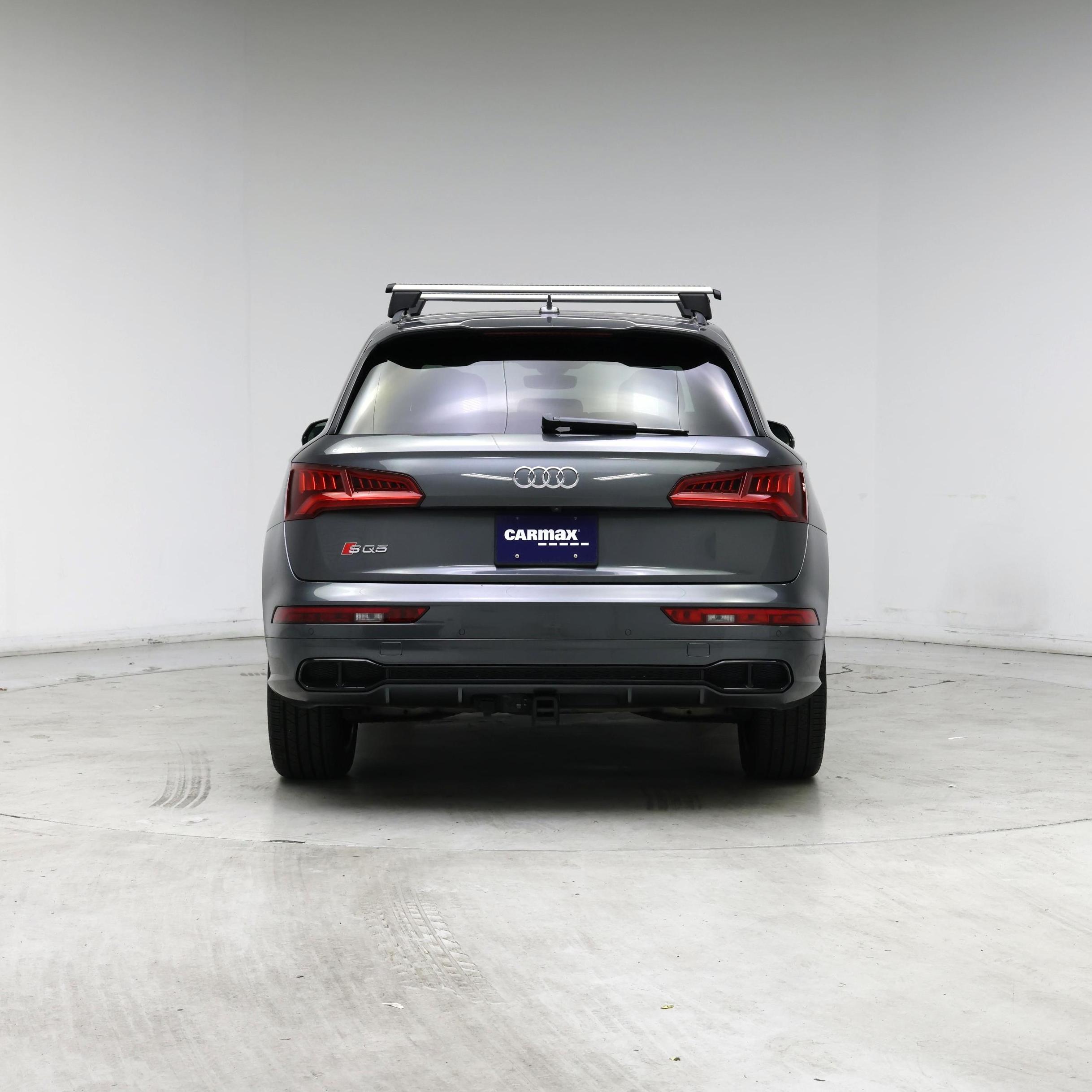 Thumbnail: 2020 Audi SQ5 - 6
