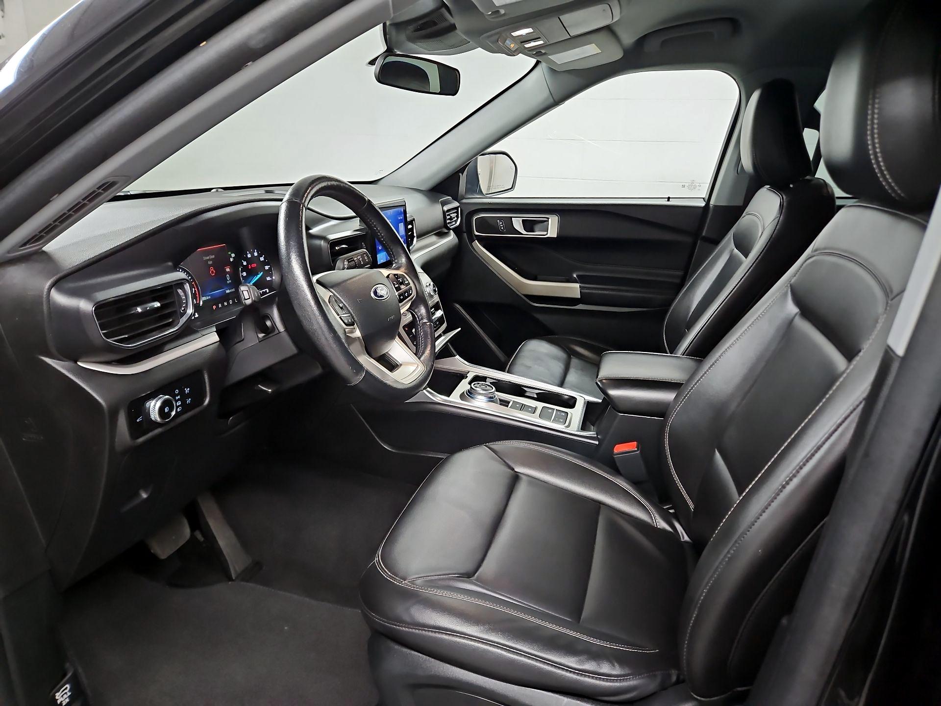 Thumbnail: 2023 Ford Explorer - 11