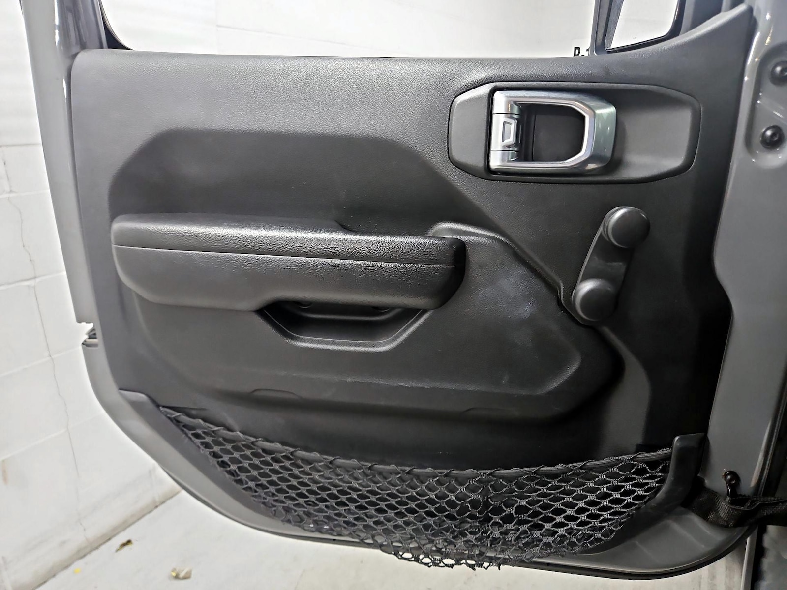 2023 Jeep Wrangler 4-Door Sport - Photo 13