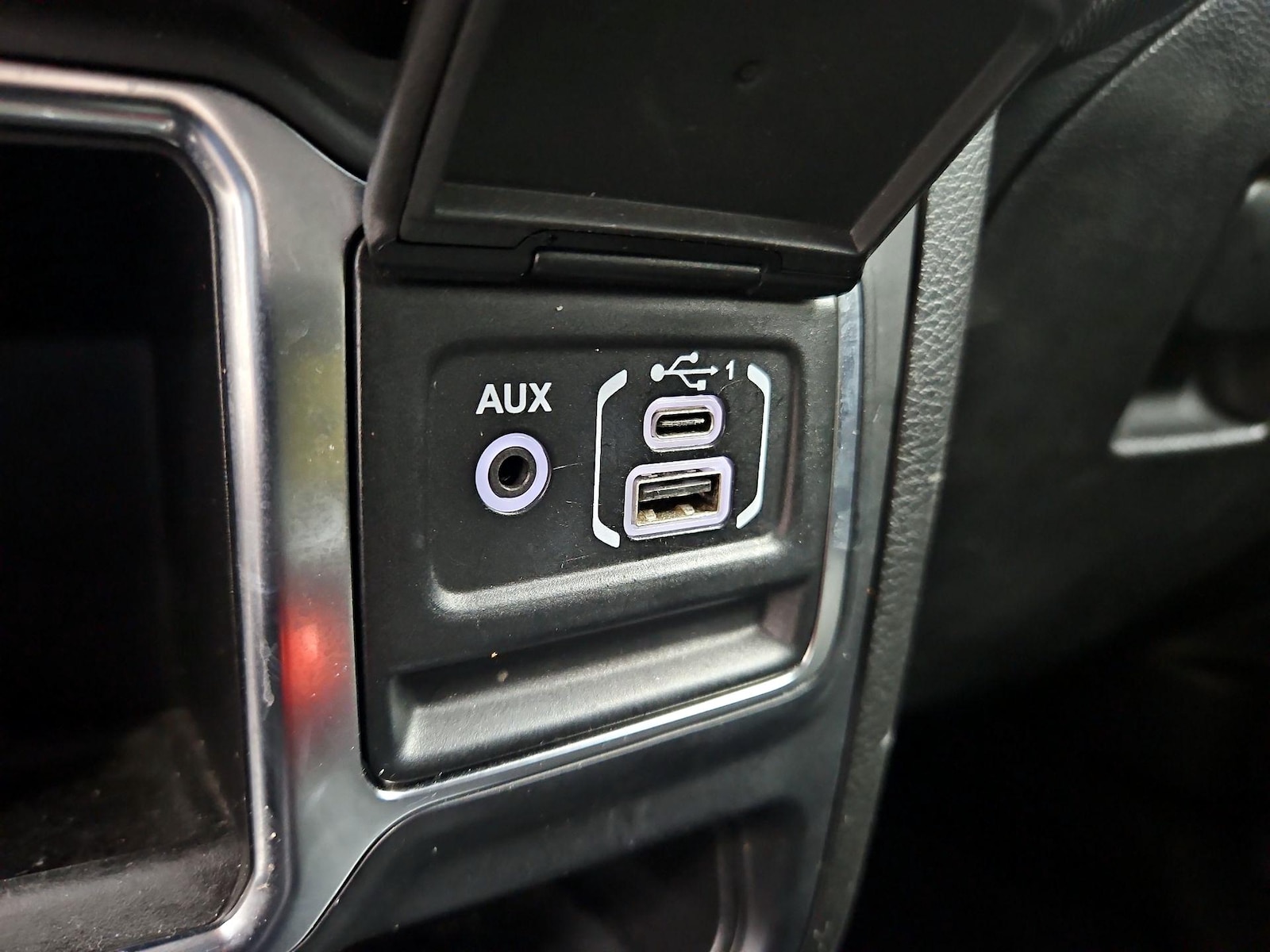2023 Jeep Wrangler 4-Door Sport - Photo 19