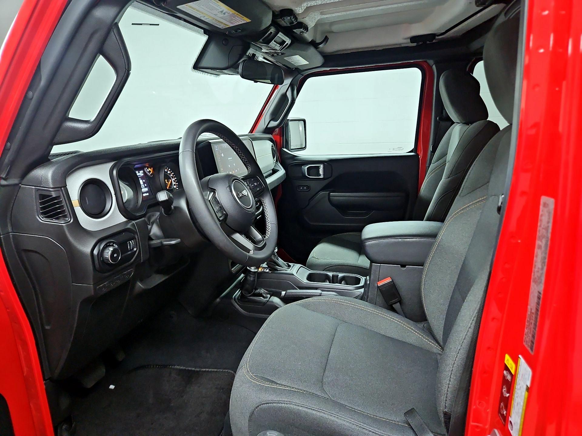 Thumbnail: 2025 Jeep Wrangler - 11